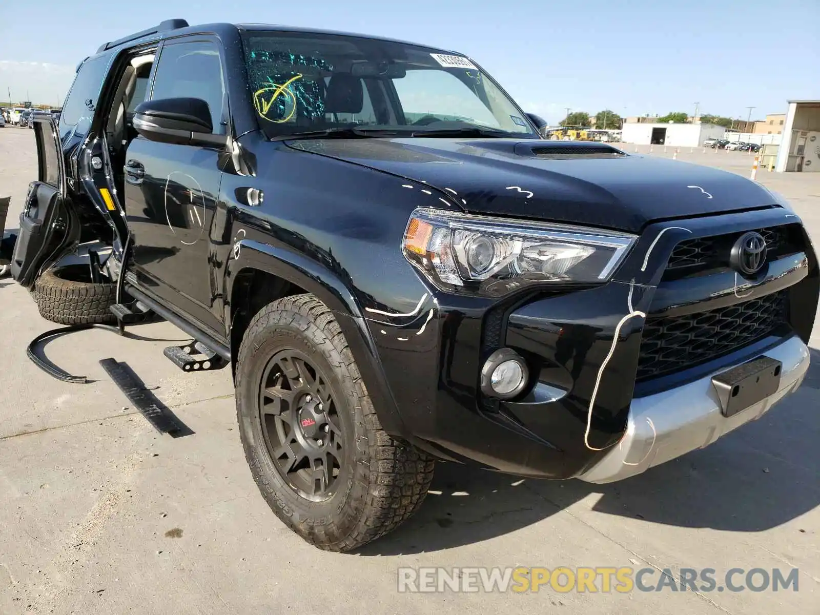 1 Фотография поврежденного автомобиля JTEBU5JR7K5707427 TOYOTA 4RUNNER 2019