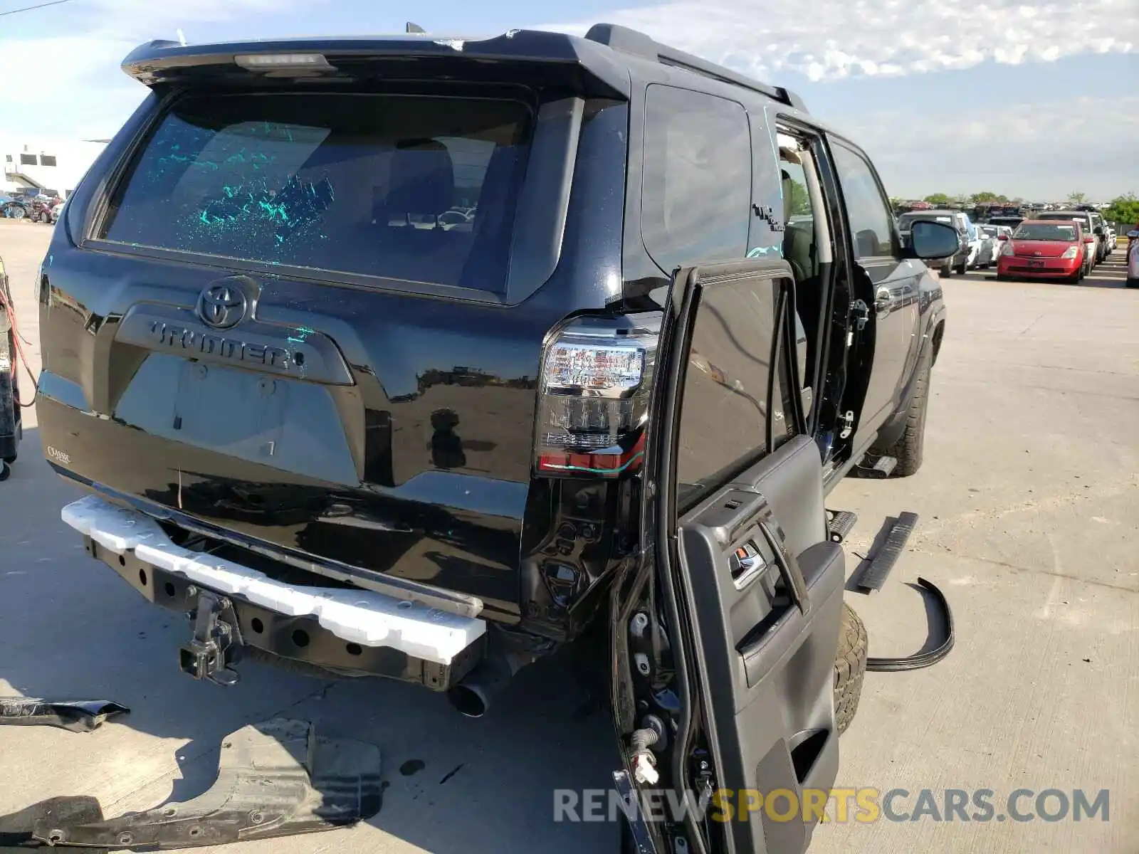 4 Photograph of a damaged car JTEBU5JR7K5707427 TOYOTA 4RUNNER 2019