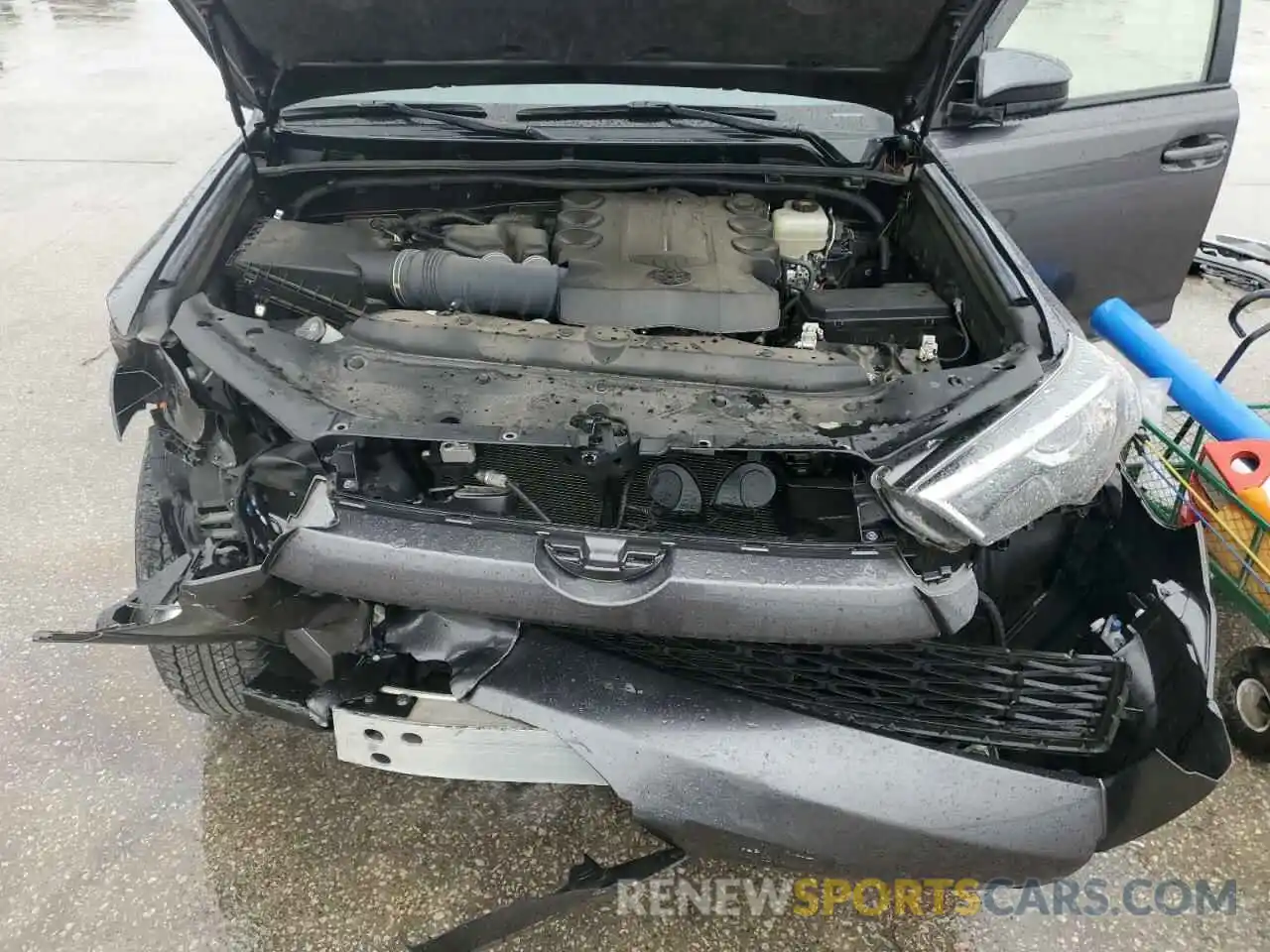 12 Photograph of a damaged car JTEBU5JR7K5708691 TOYOTA 4RUNNER 2019