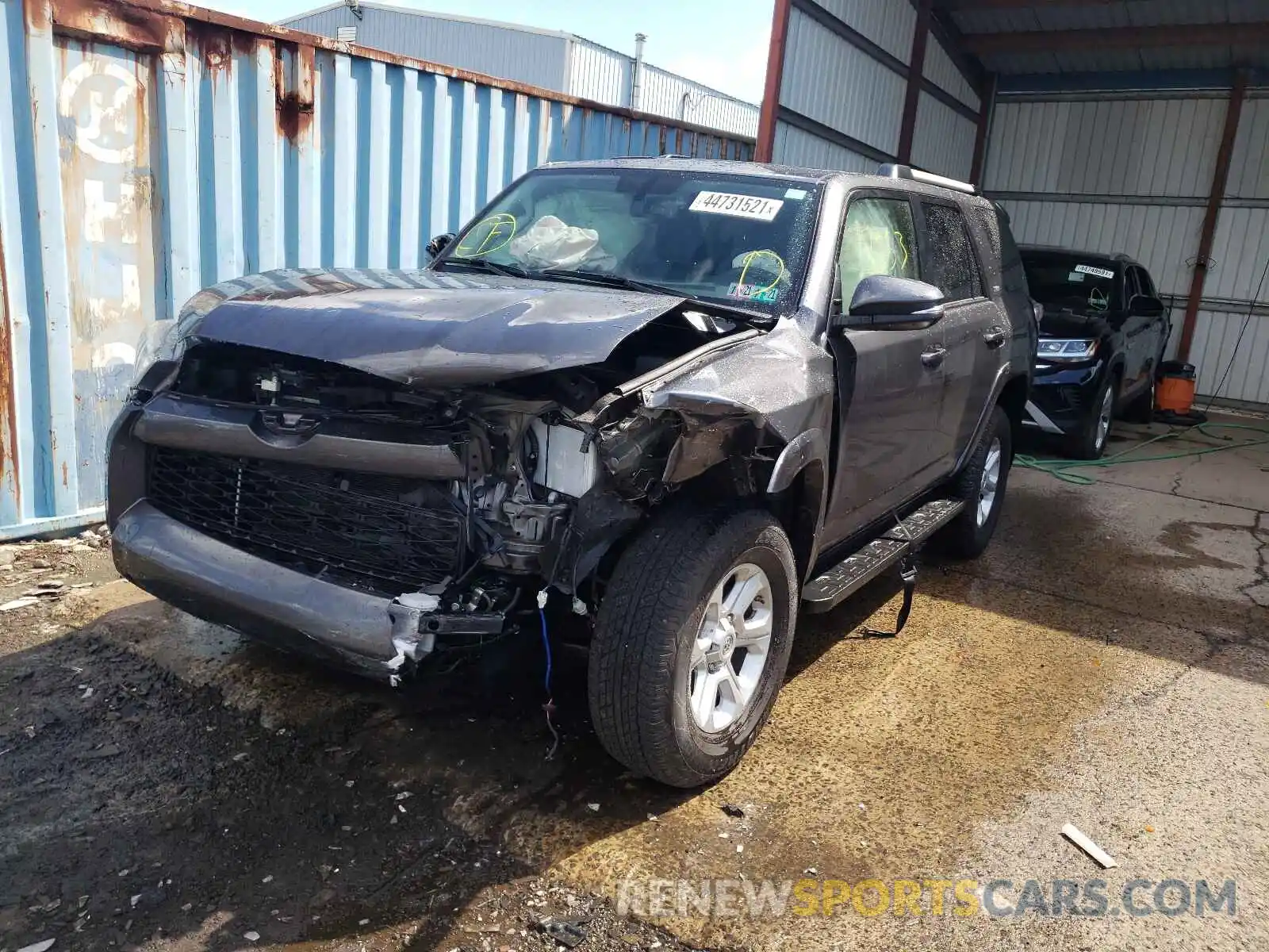 2 Photograph of a damaged car JTEBU5JR7K5709050 TOYOTA 4RUNNER 2019