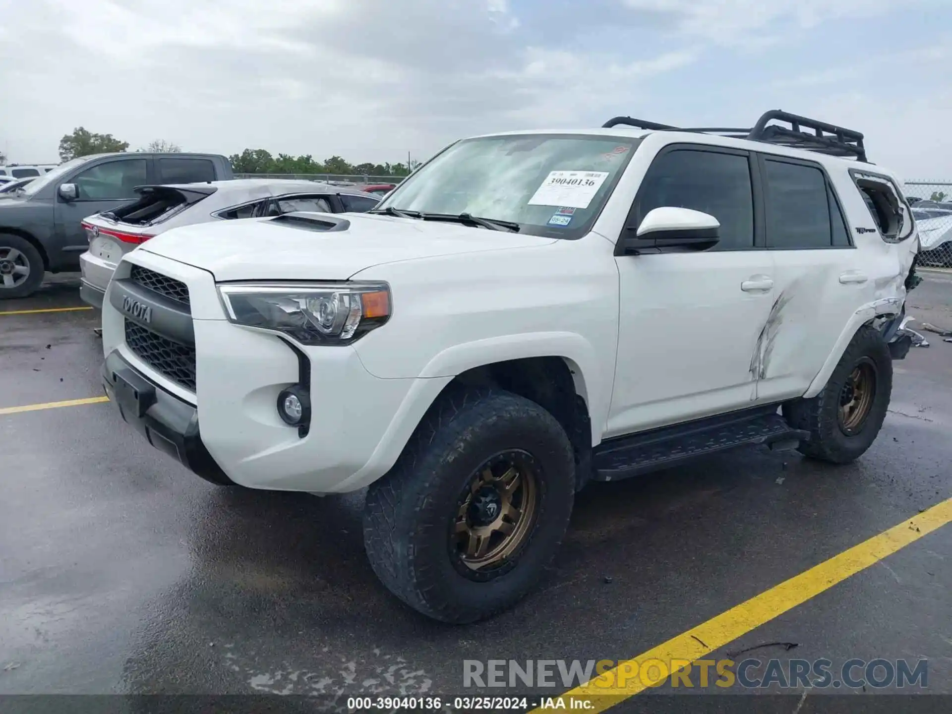 2 Photograph of a damaged car JTEBU5JR7K5712028 TOYOTA 4RUNNER 2019