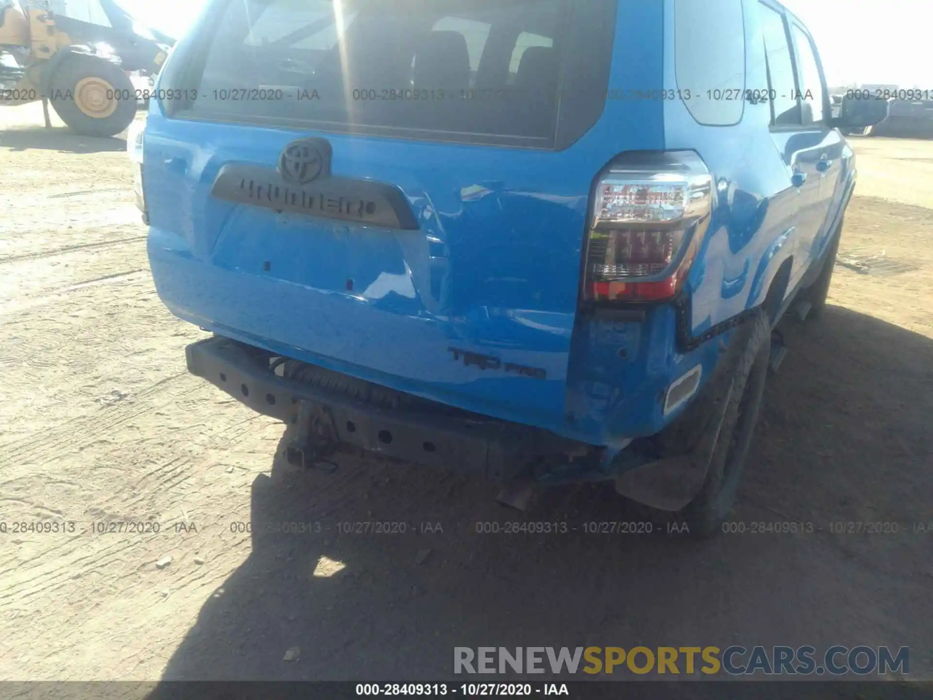 6 Photograph of a damaged car JTEBU5JR7K5712336 TOYOTA 4RUNNER 2019