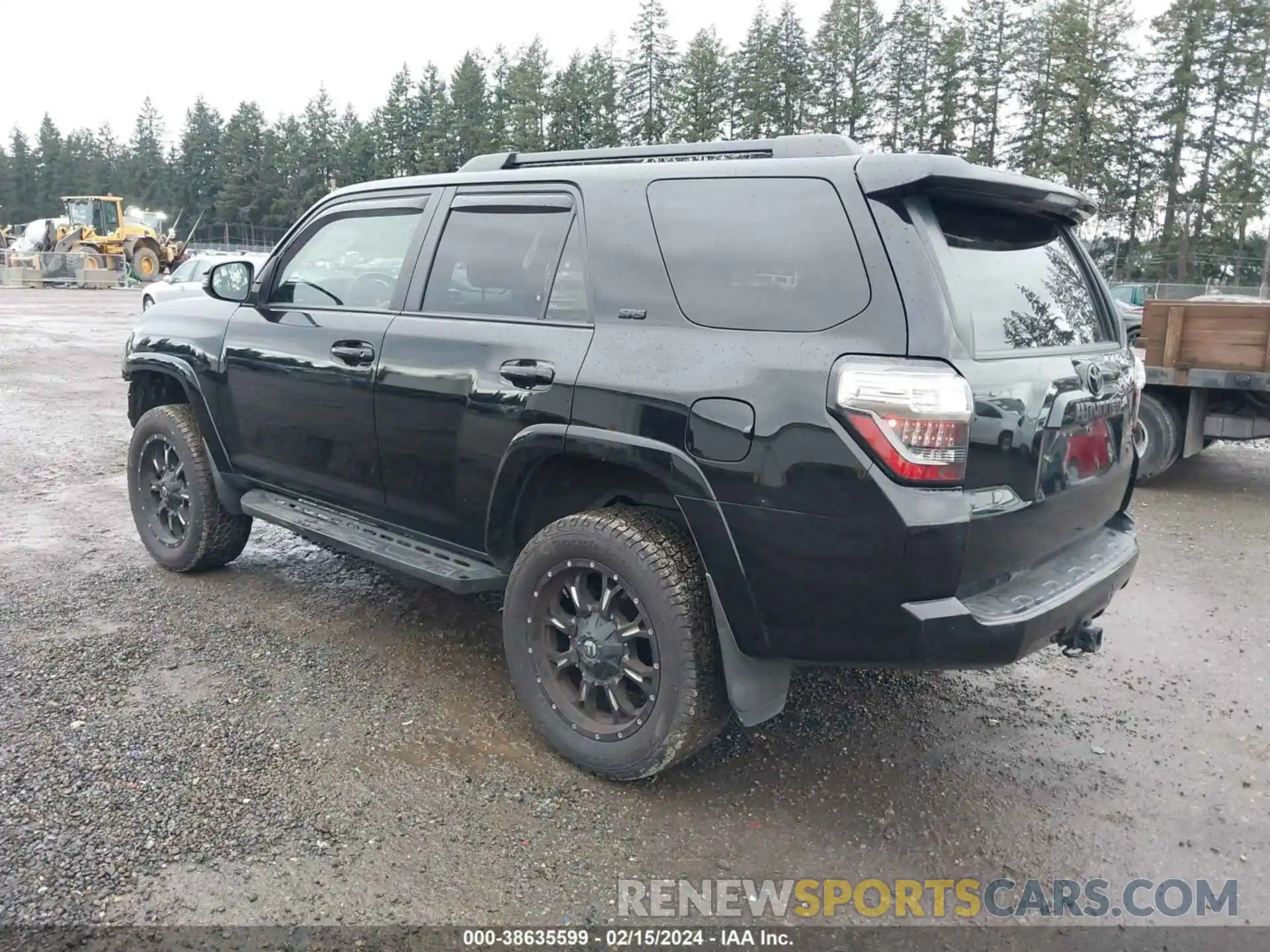 3 Фотография поврежденного автомобиля JTEBU5JR7K5718802 TOYOTA 4RUNNER 2019