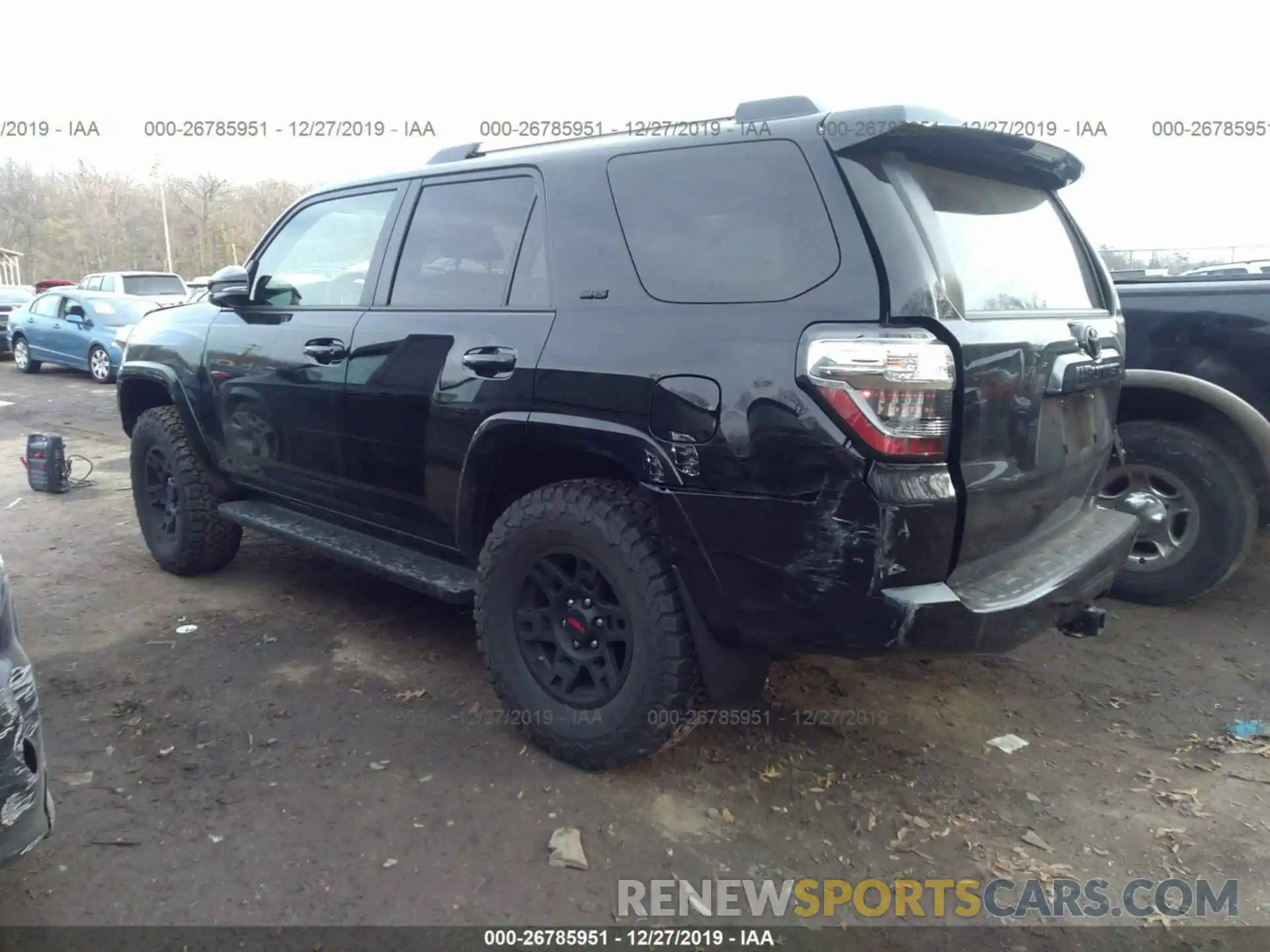 3 Фотография поврежденного автомобиля JTEBU5JR7K5719240 TOYOTA 4RUNNER 2019