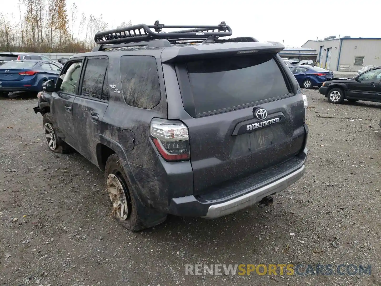 3 Фотография поврежденного автомобиля JTEBU5JR7K5724101 TOYOTA 4RUNNER 2019