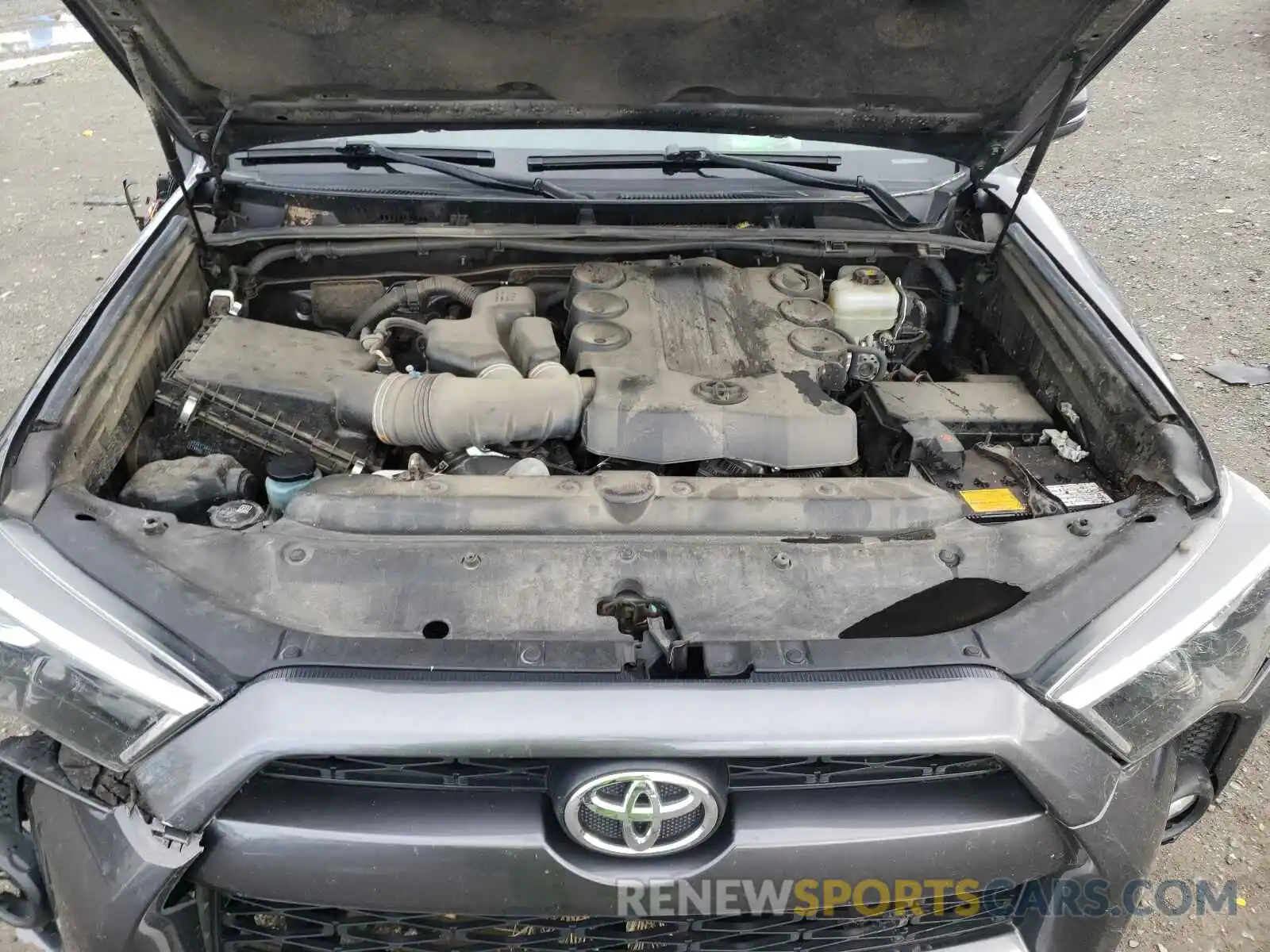 7 Фотография поврежденного автомобиля JTEBU5JR7K5724101 TOYOTA 4RUNNER 2019