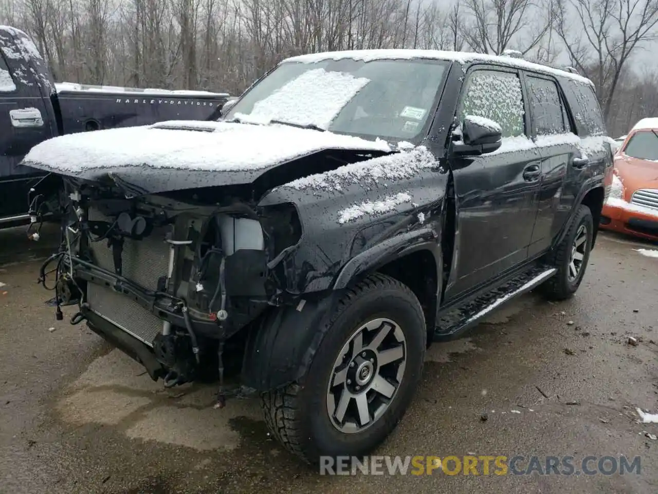 2 Photograph of a damaged car JTEBU5JR7K5727063 TOYOTA 4RUNNER 2019