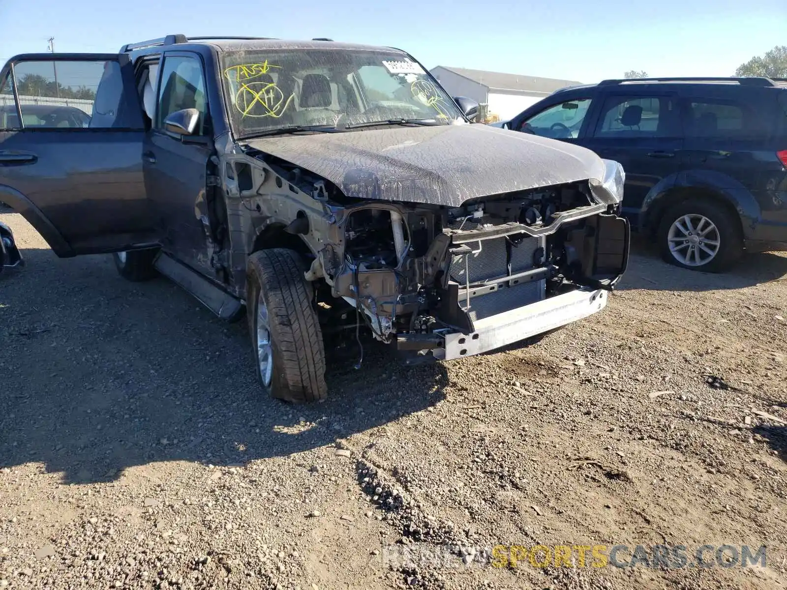 9 Photograph of a damaged car JTEBU5JR7K5729637 TOYOTA 4RUNNER 2019