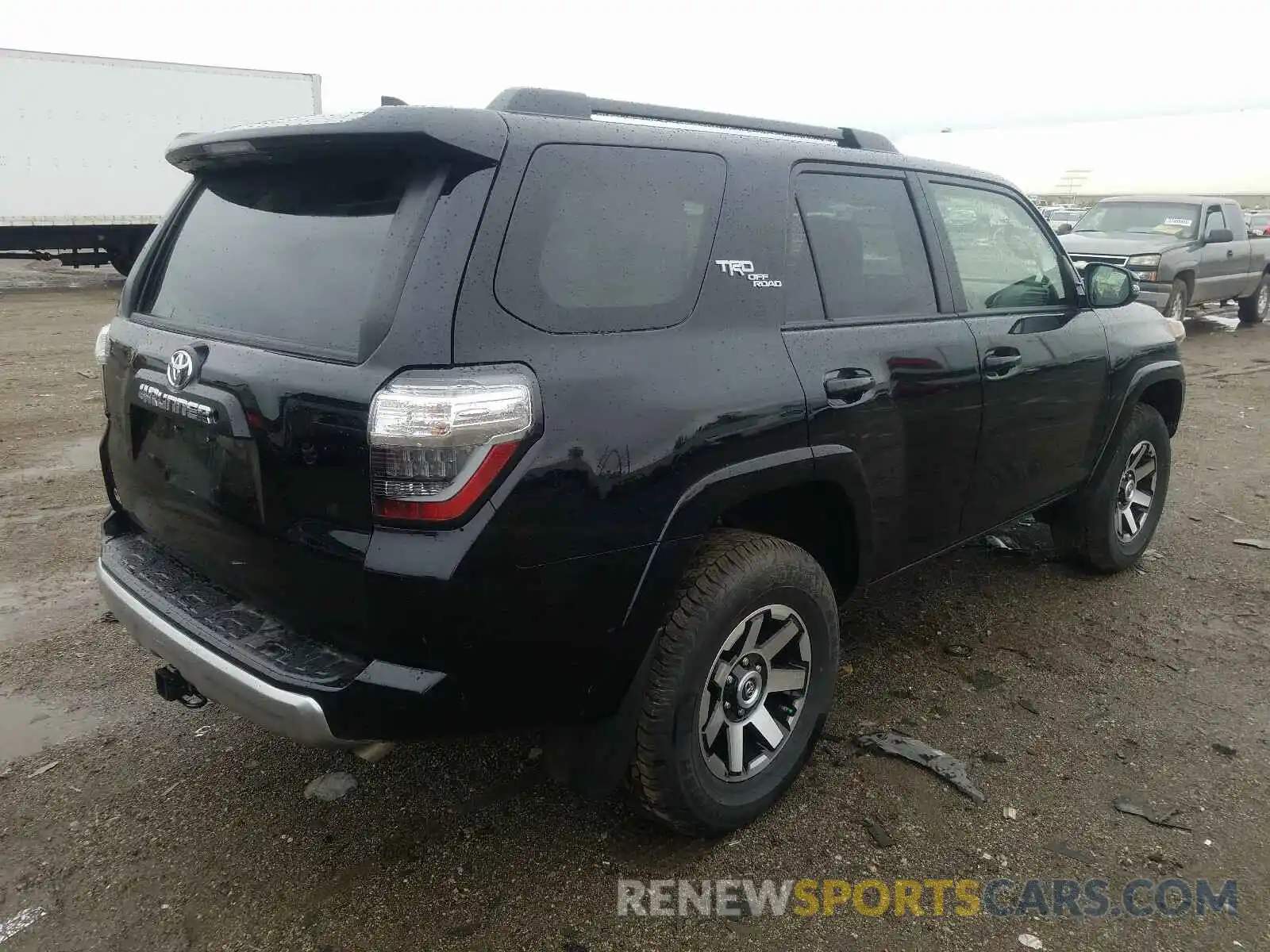 4 Фотография поврежденного автомобиля JTEBU5JR7K5732005 TOYOTA 4RUNNER 2019