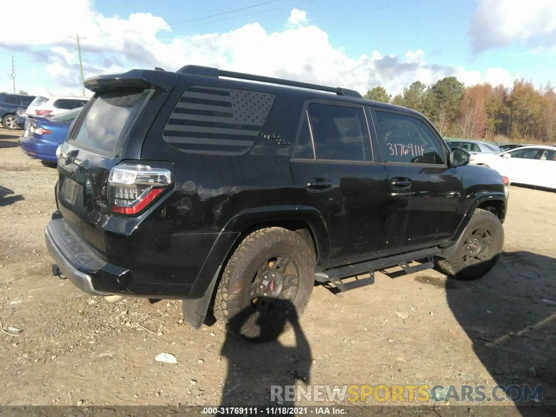 4 Фотография поврежденного автомобиля JTEBU5JR7K5732151 TOYOTA 4RUNNER 2019