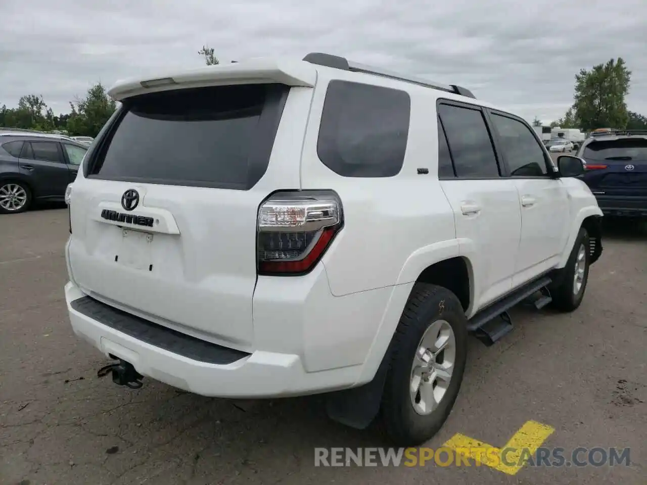 4 Фотография поврежденного автомобиля JTEBU5JR7K5732263 TOYOTA 4RUNNER 2019