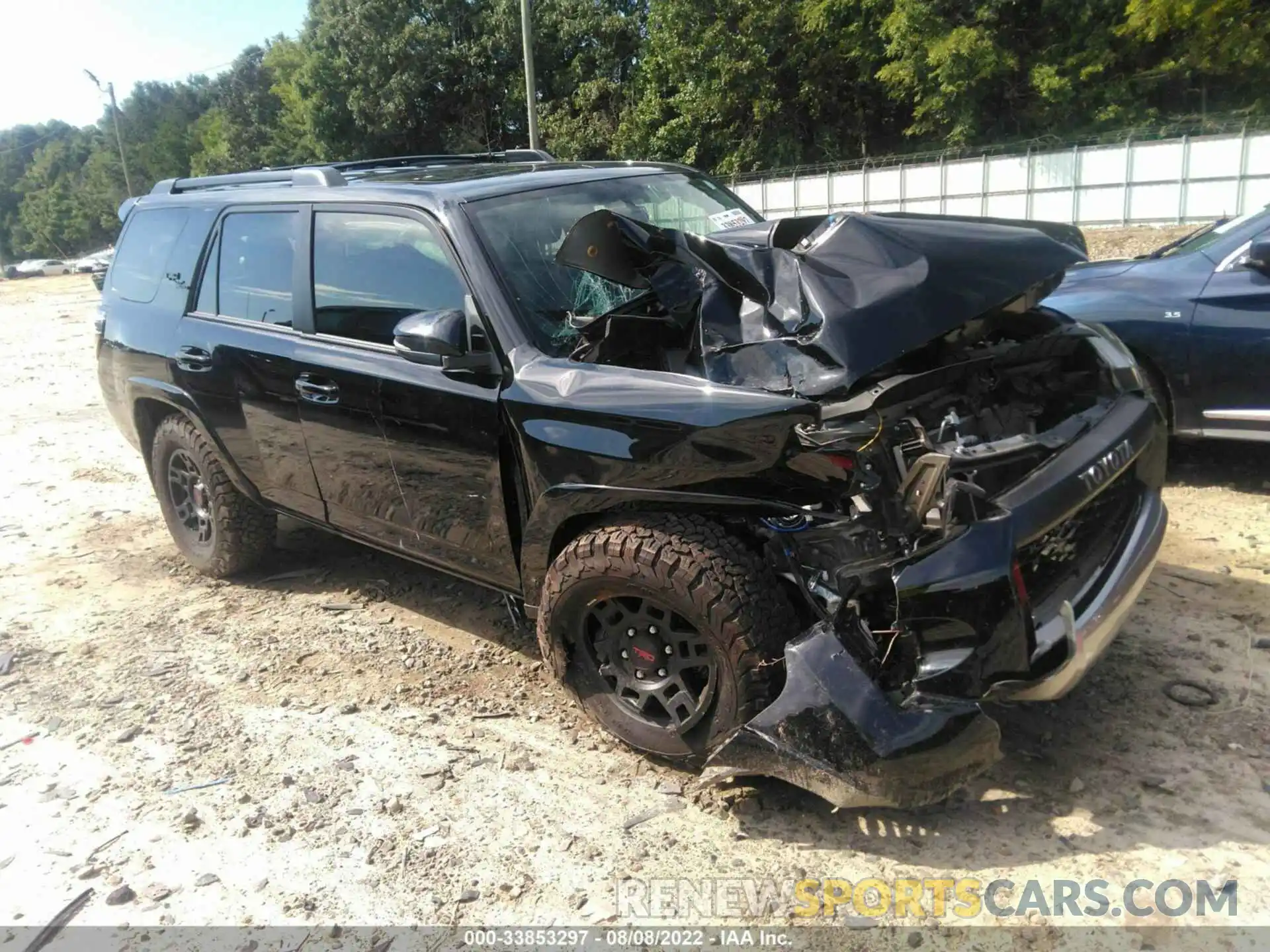 1 Photograph of a damaged car JTEBU5JR7K5735261 TOYOTA 4RUNNER 2019