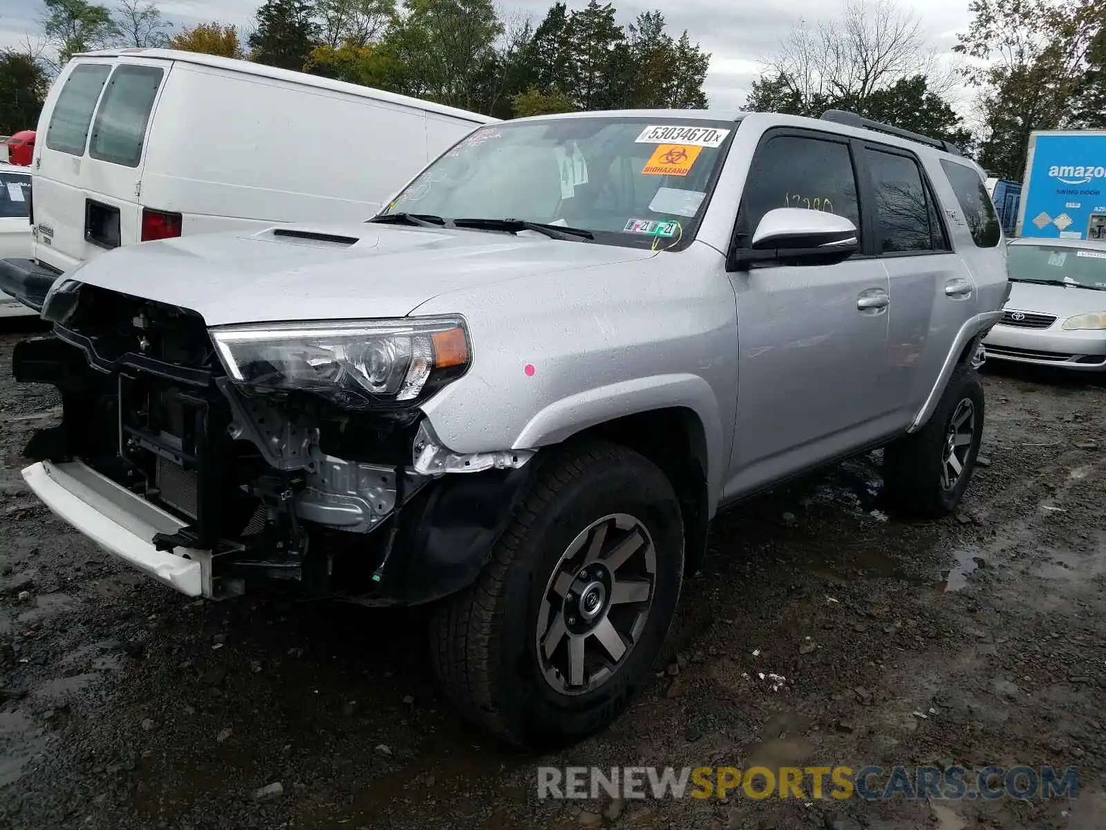 2 Photograph of a damaged car JTEBU5JR8K5614545 TOYOTA 4RUNNER 2019