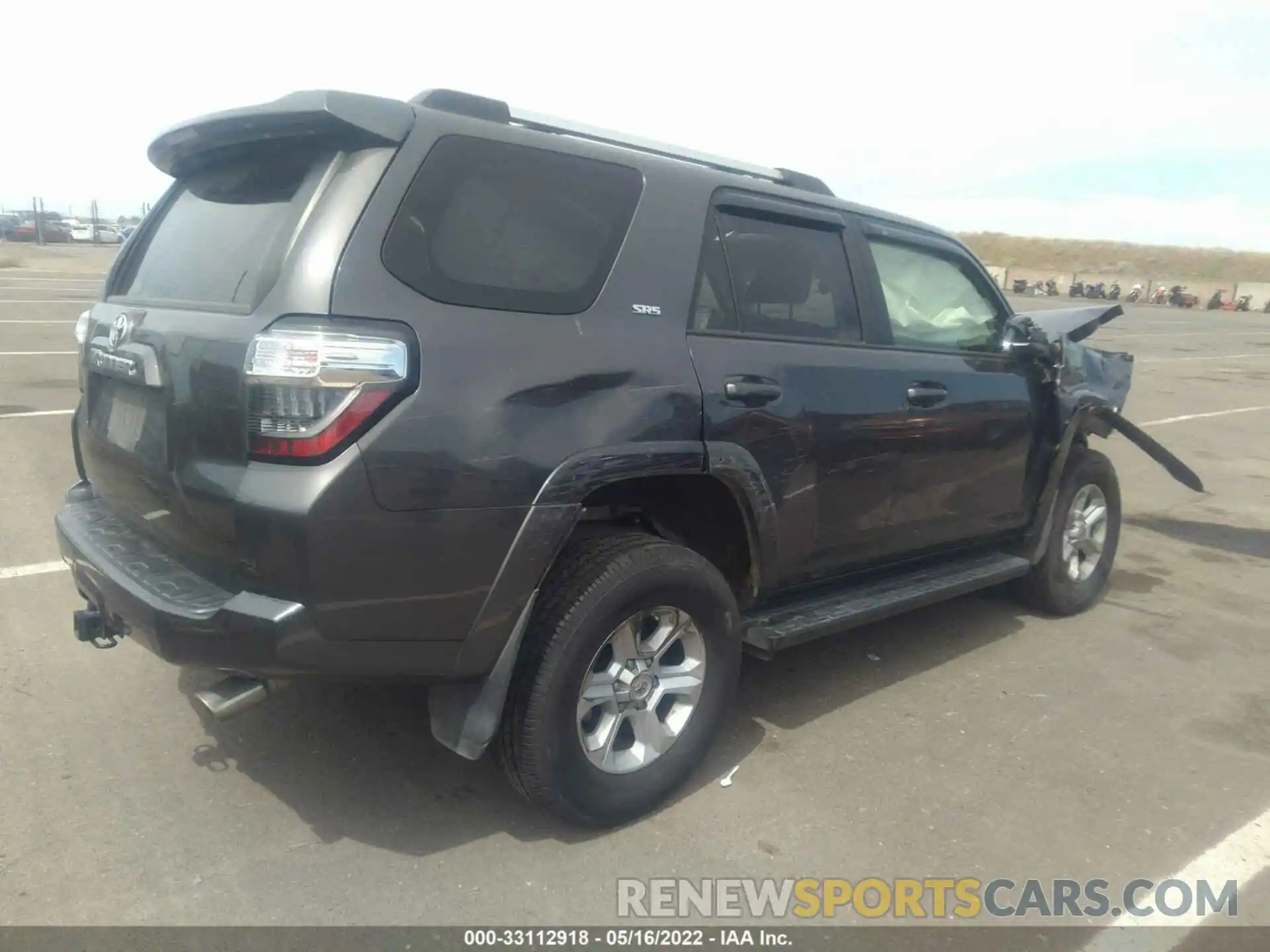 4 Фотография поврежденного автомобиля JTEBU5JR8K5615288 TOYOTA 4RUNNER 2019