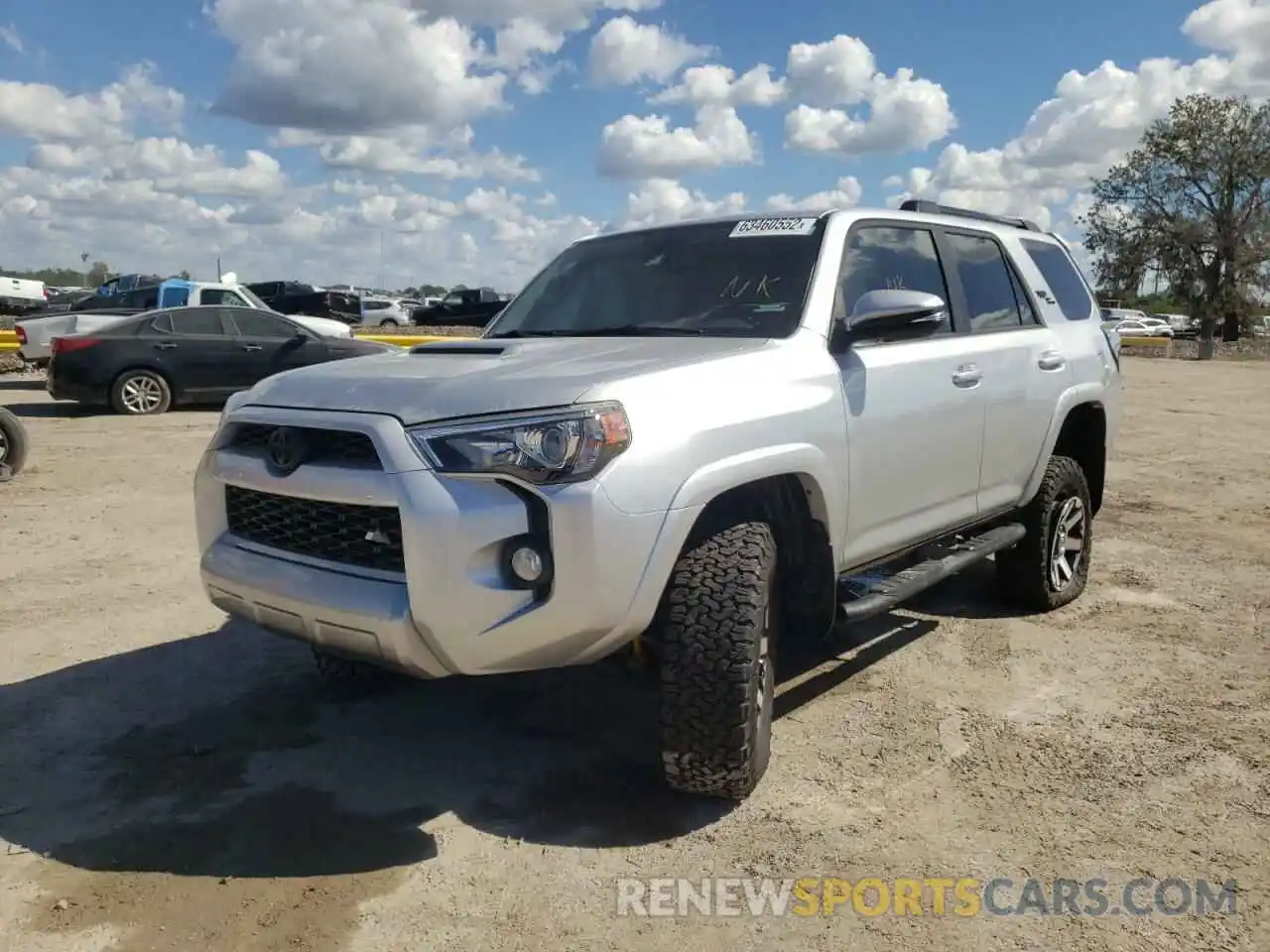 2 Фотография поврежденного автомобиля JTEBU5JR8K5615842 TOYOTA 4RUNNER 2019