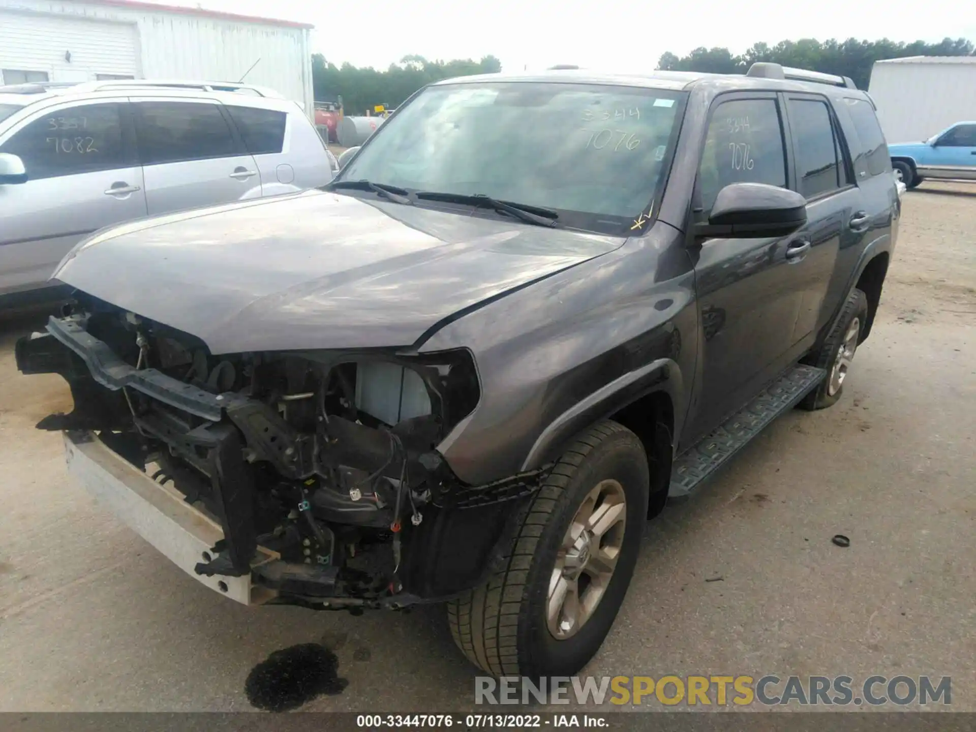 2 Photograph of a damaged car JTEBU5JR8K5623021 TOYOTA 4RUNNER 2019