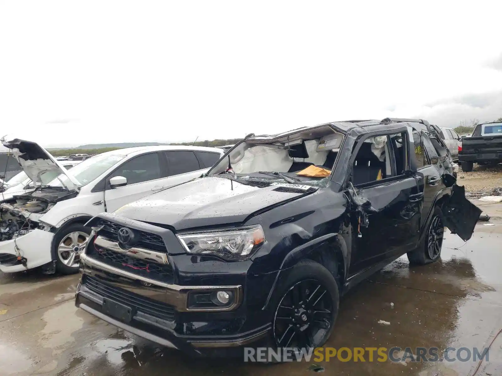 2 Photograph of a damaged car JTEBU5JR8K5628722 TOYOTA 4RUNNER 2019