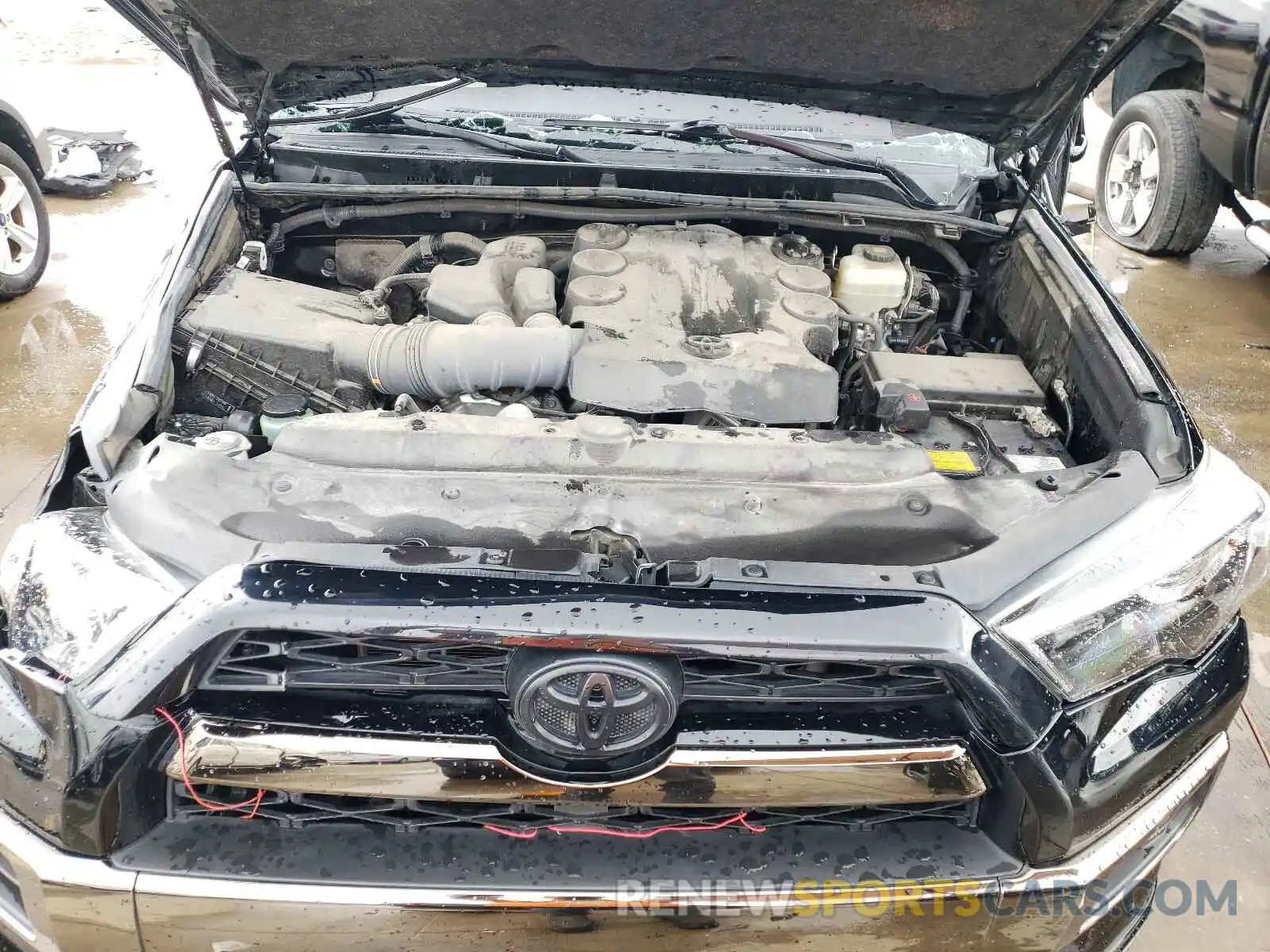 7 Photograph of a damaged car JTEBU5JR8K5628722 TOYOTA 4RUNNER 2019