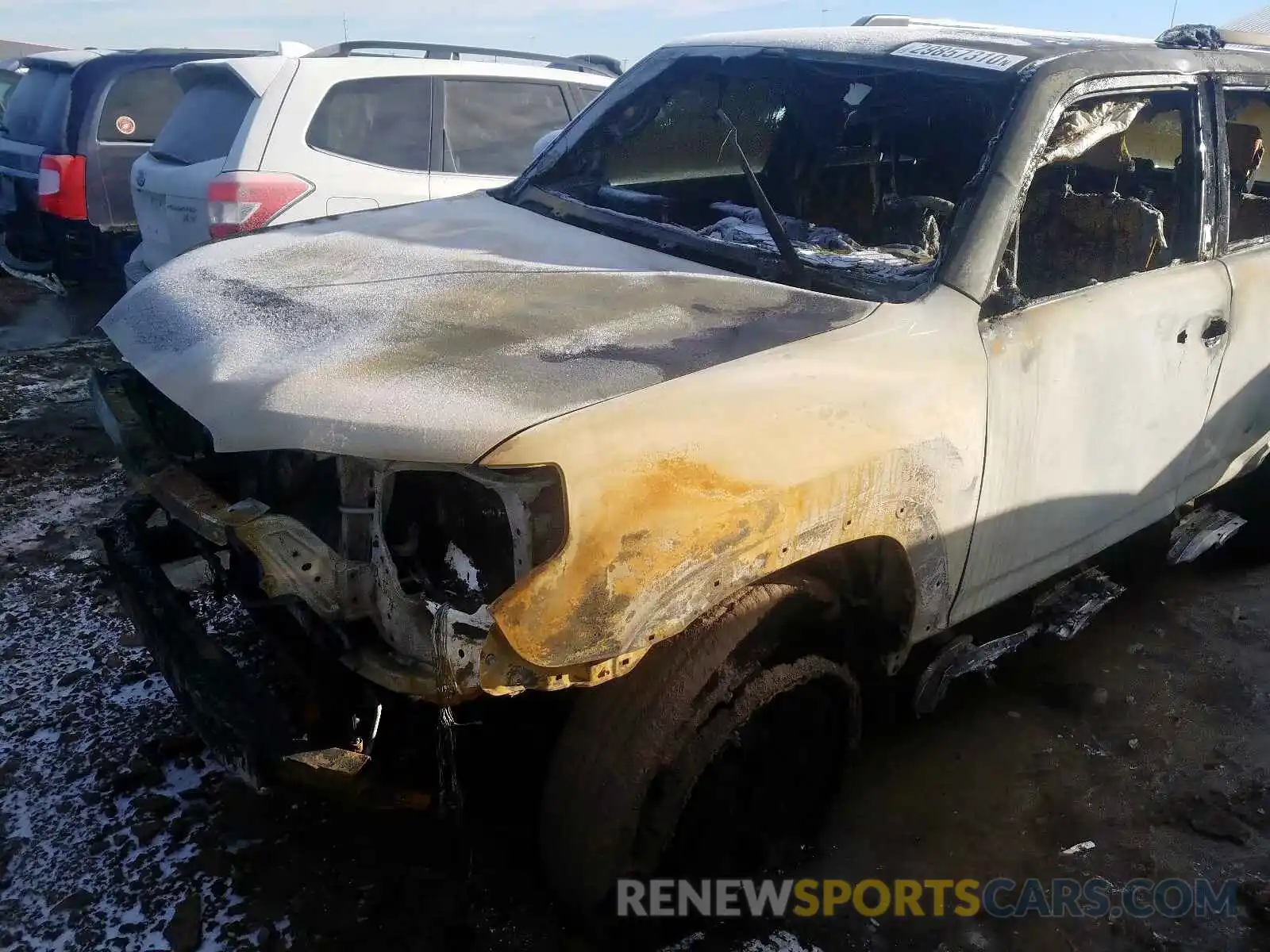 10 Photograph of a damaged car JTEBU5JR8K5632933 TOYOTA 4RUNNER 2019