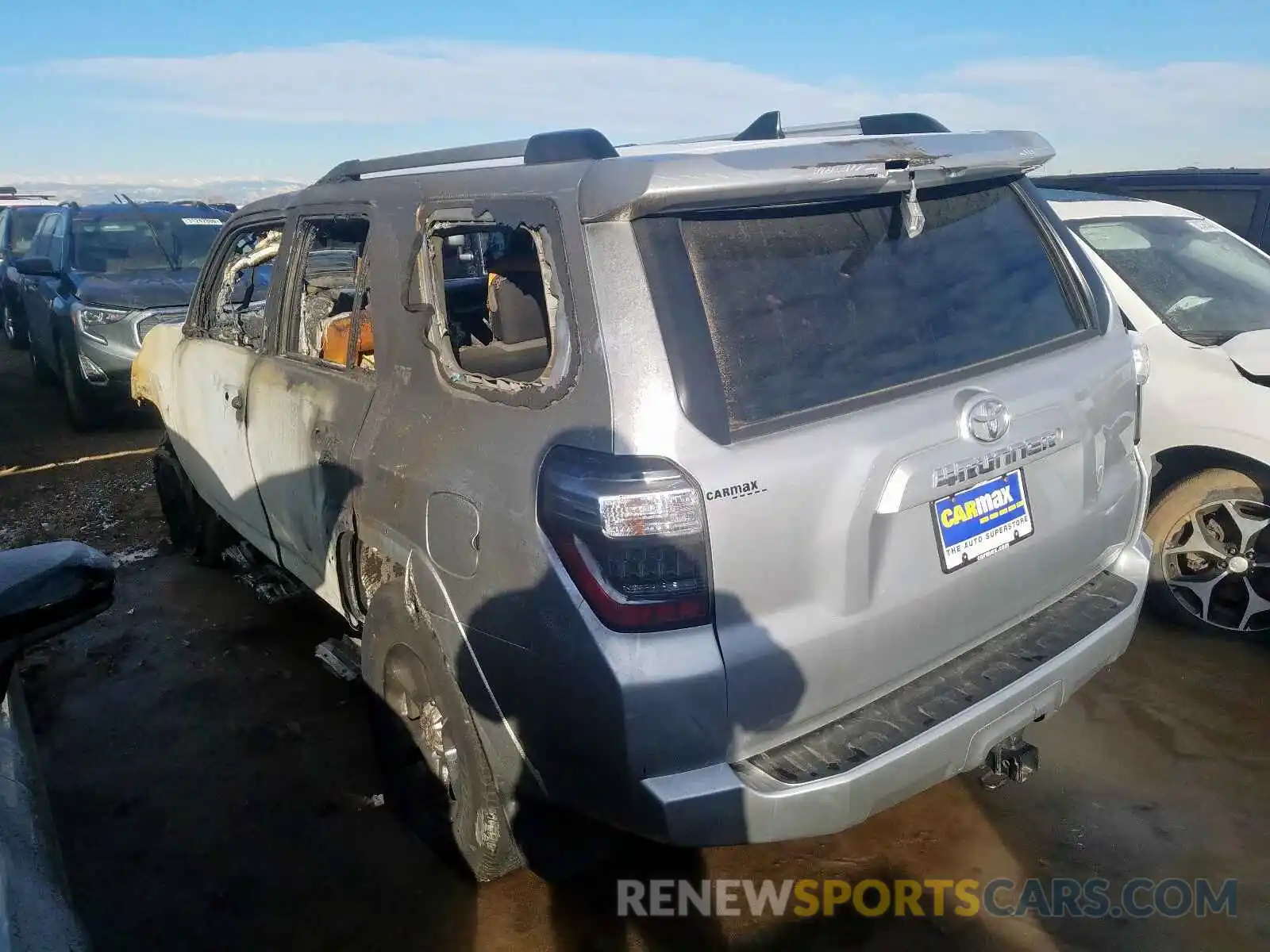 3 Photograph of a damaged car JTEBU5JR8K5632933 TOYOTA 4RUNNER 2019