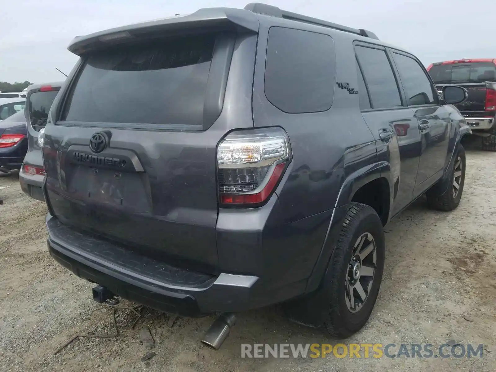 4 Фотография поврежденного автомобиля JTEBU5JR8K5634536 TOYOTA 4RUNNER 2019