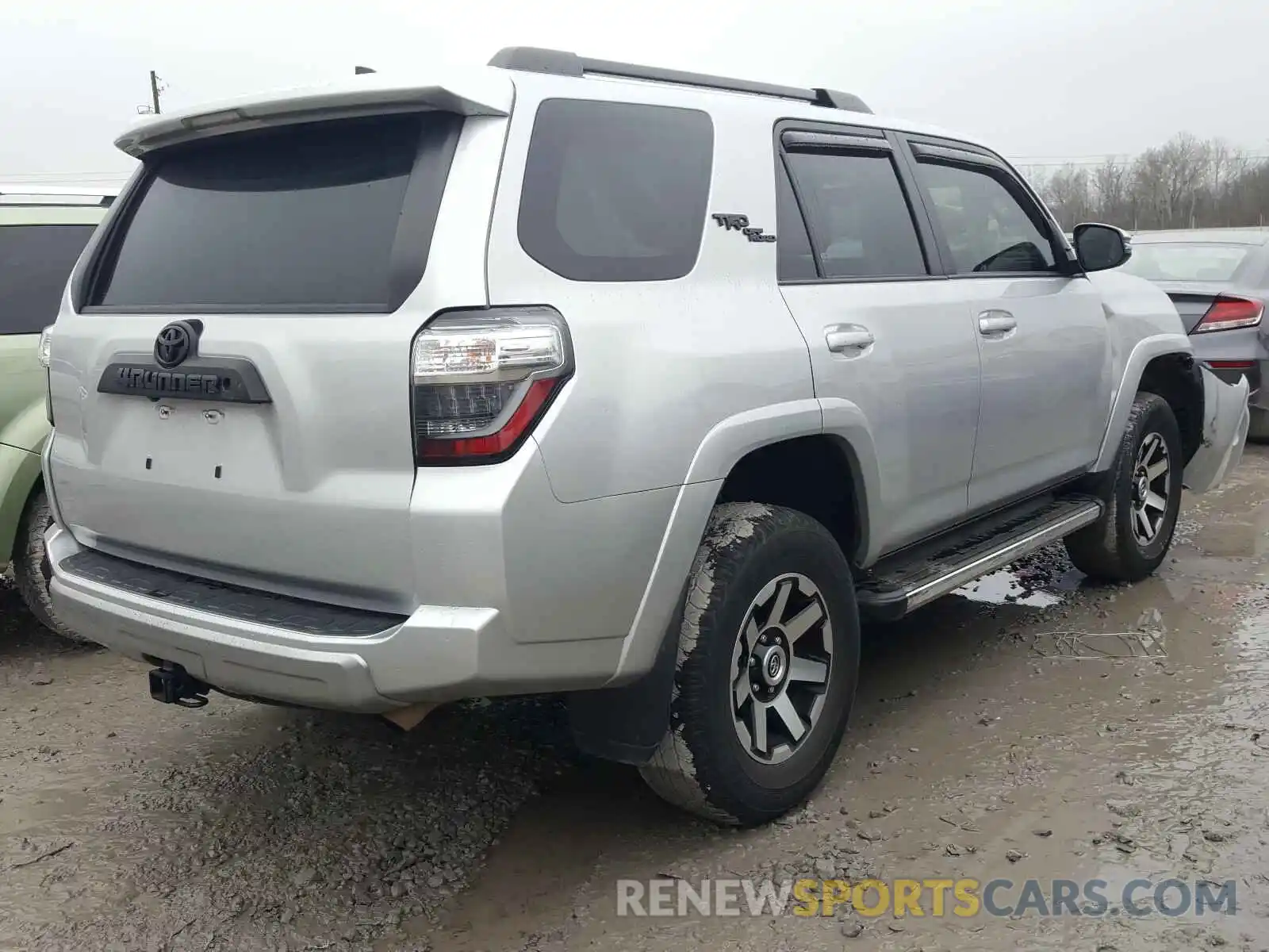 4 Фотография поврежденного автомобиля JTEBU5JR8K5635654 TOYOTA 4RUNNER 2019