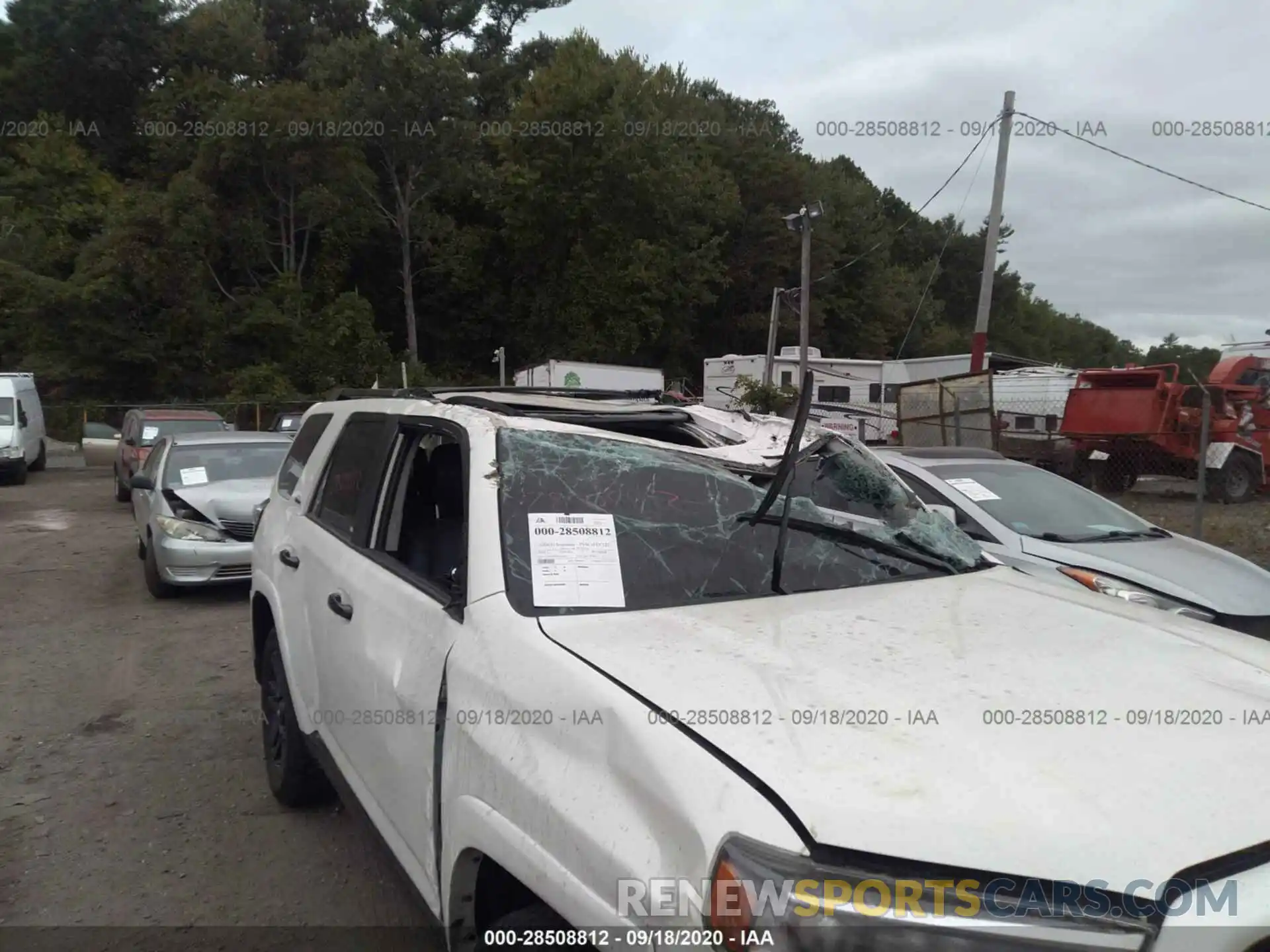 6 Photograph of a damaged car JTEBU5JR8K5636321 TOYOTA 4RUNNER 2019