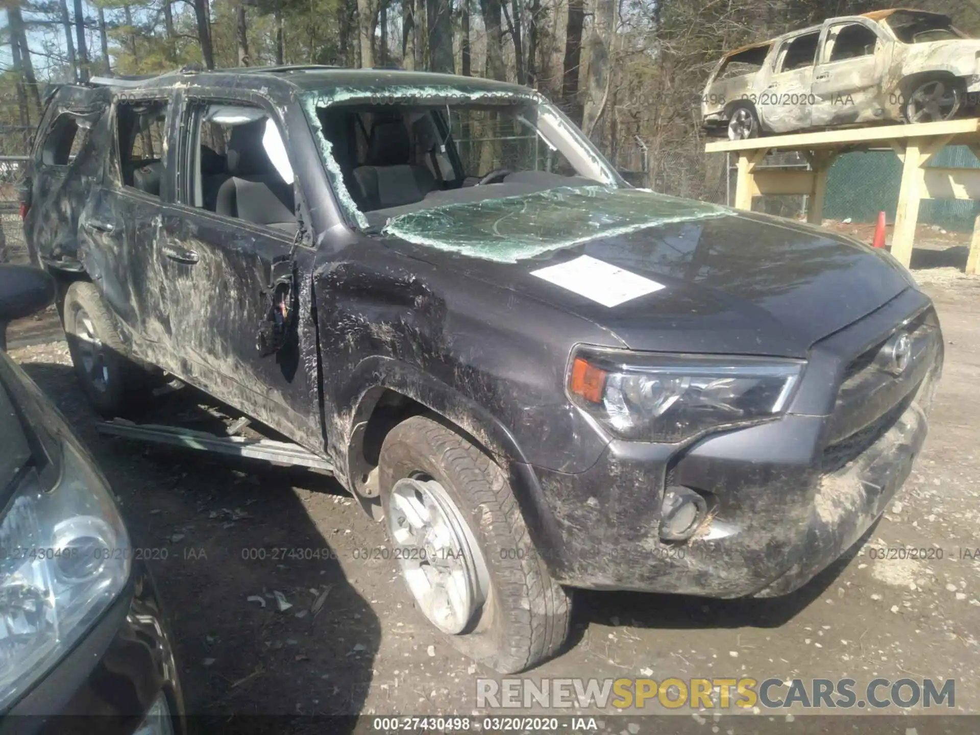 1 Photograph of a damaged car JTEBU5JR8K5637887 TOYOTA 4RUNNER 2019