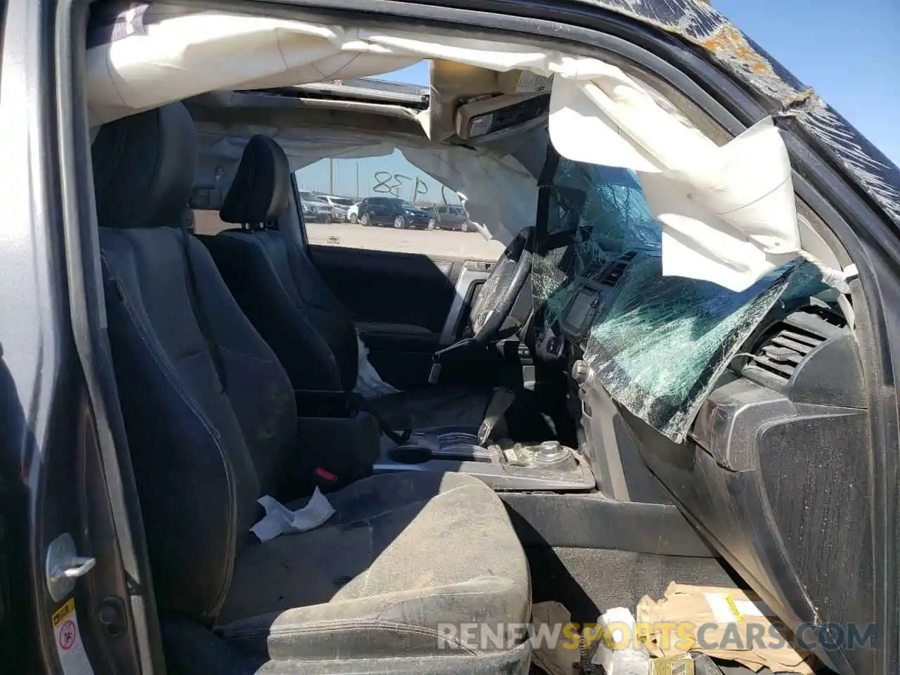 5 Photograph of a damaged car JTEBU5JR8K5638151 TOYOTA 4RUNNER 2019