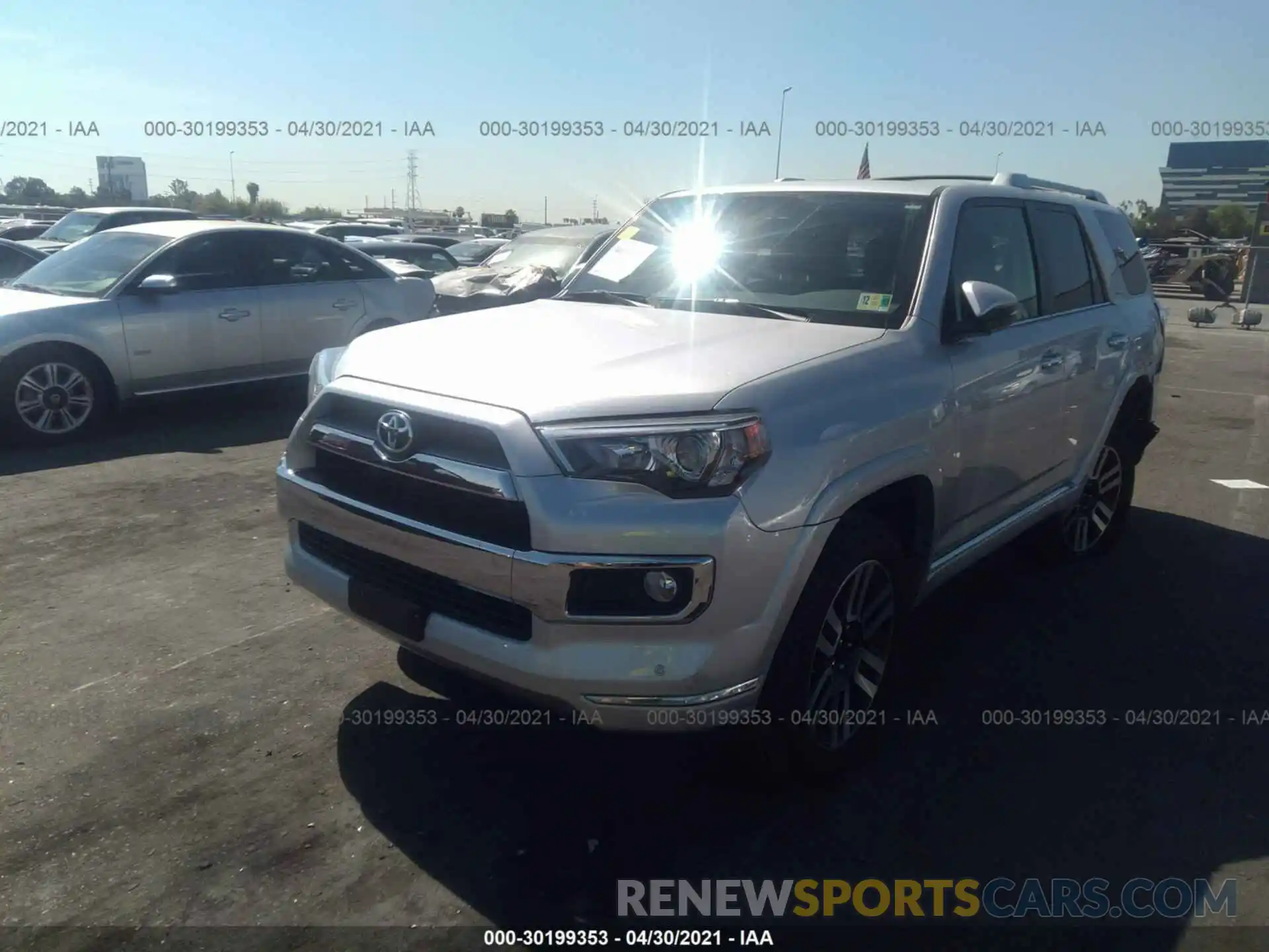 2 Фотография поврежденного автомобиля JTEBU5JR8K5638232 TOYOTA 4RUNNER 2019