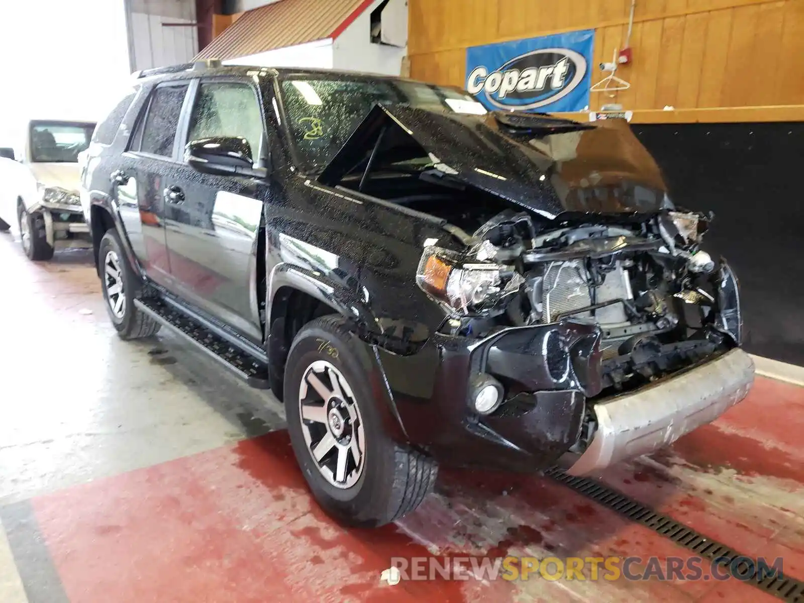 1 Photograph of a damaged car JTEBU5JR8K5645956 TOYOTA 4RUNNER 2019