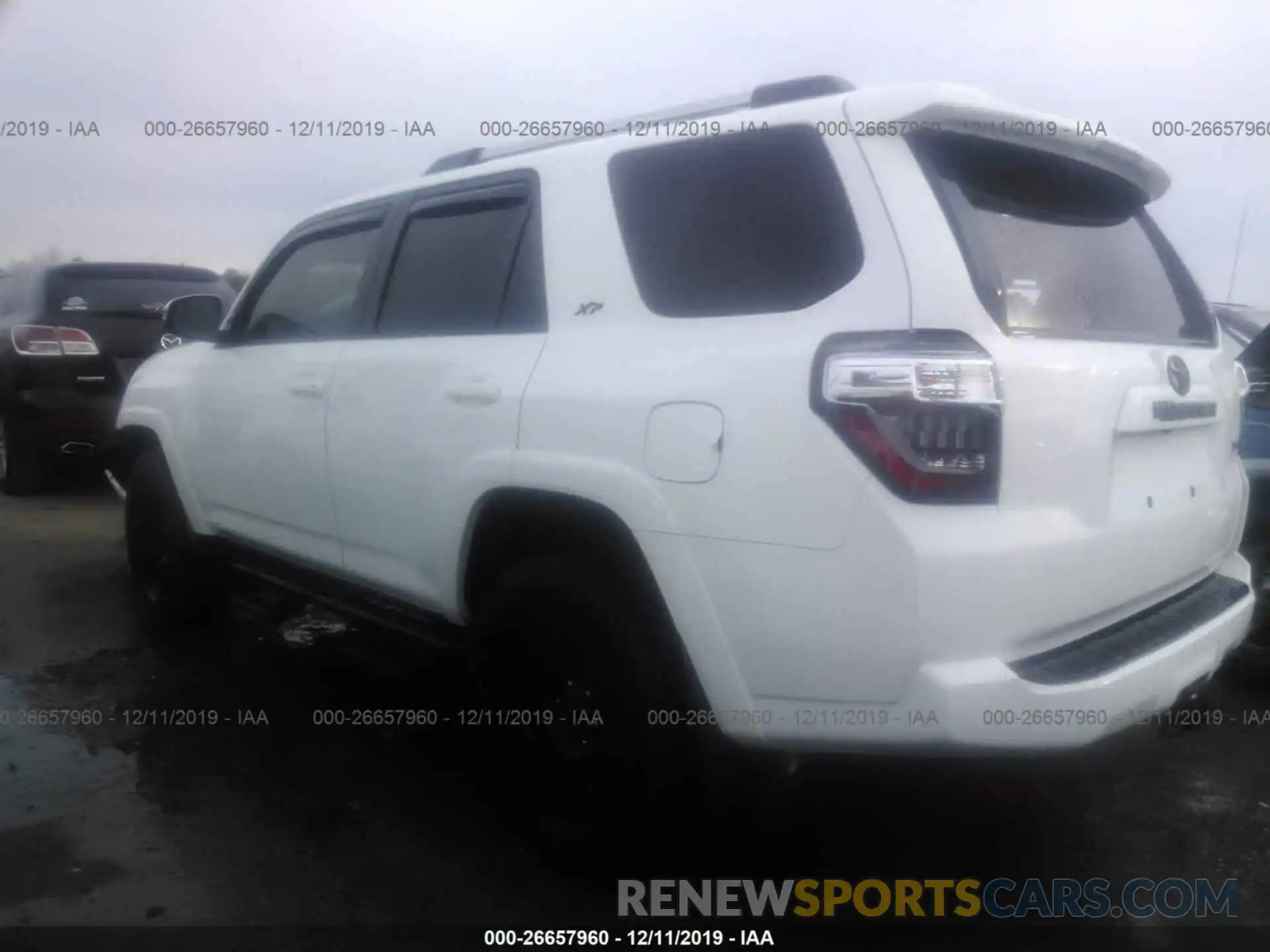 3 Photograph of a damaged car JTEBU5JR8K5647058 TOYOTA 4RUNNER 2019