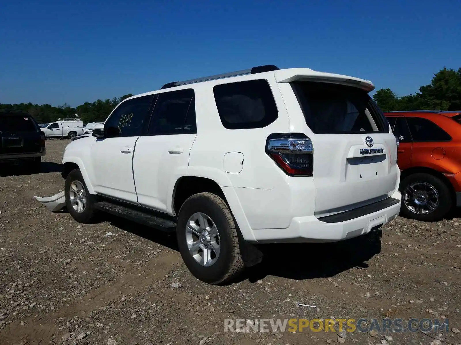 3 Фотография поврежденного автомобиля JTEBU5JR8K5651515 TOYOTA 4RUNNER 2019