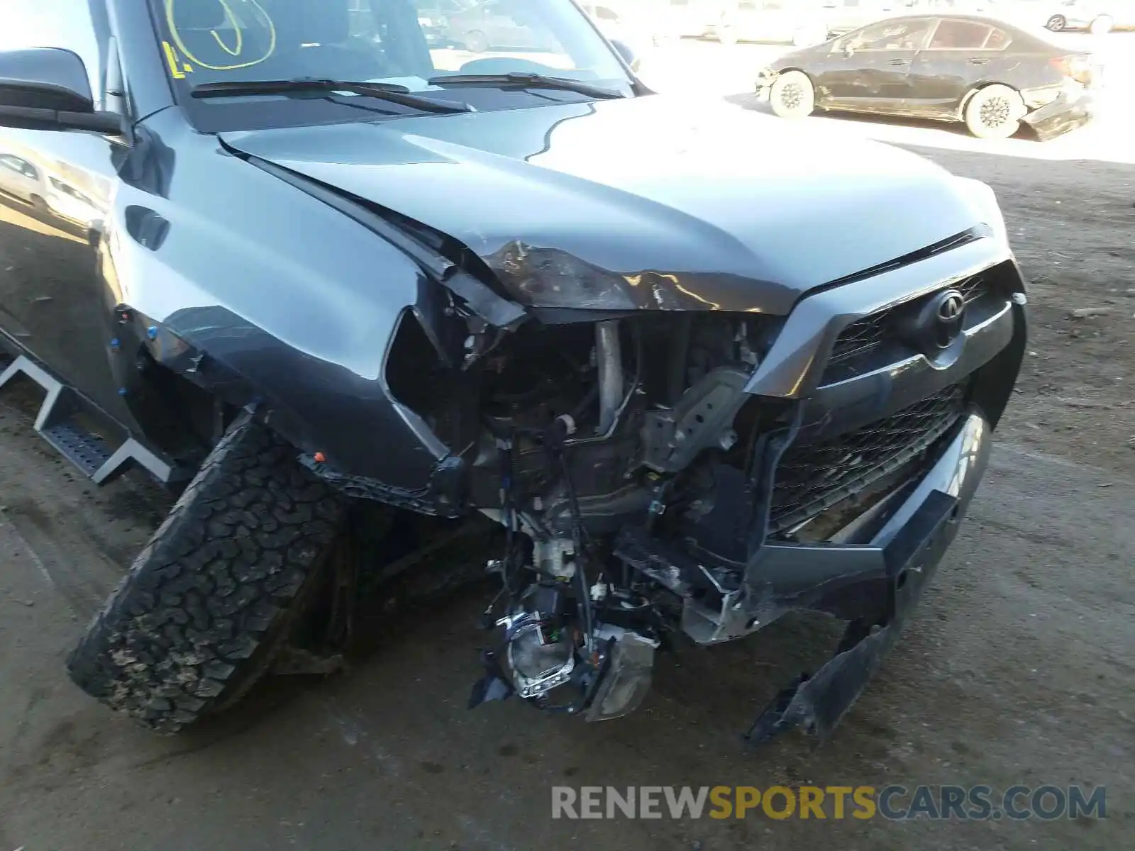 9 Photograph of a damaged car JTEBU5JR8K5654558 TOYOTA 4RUNNER 2019