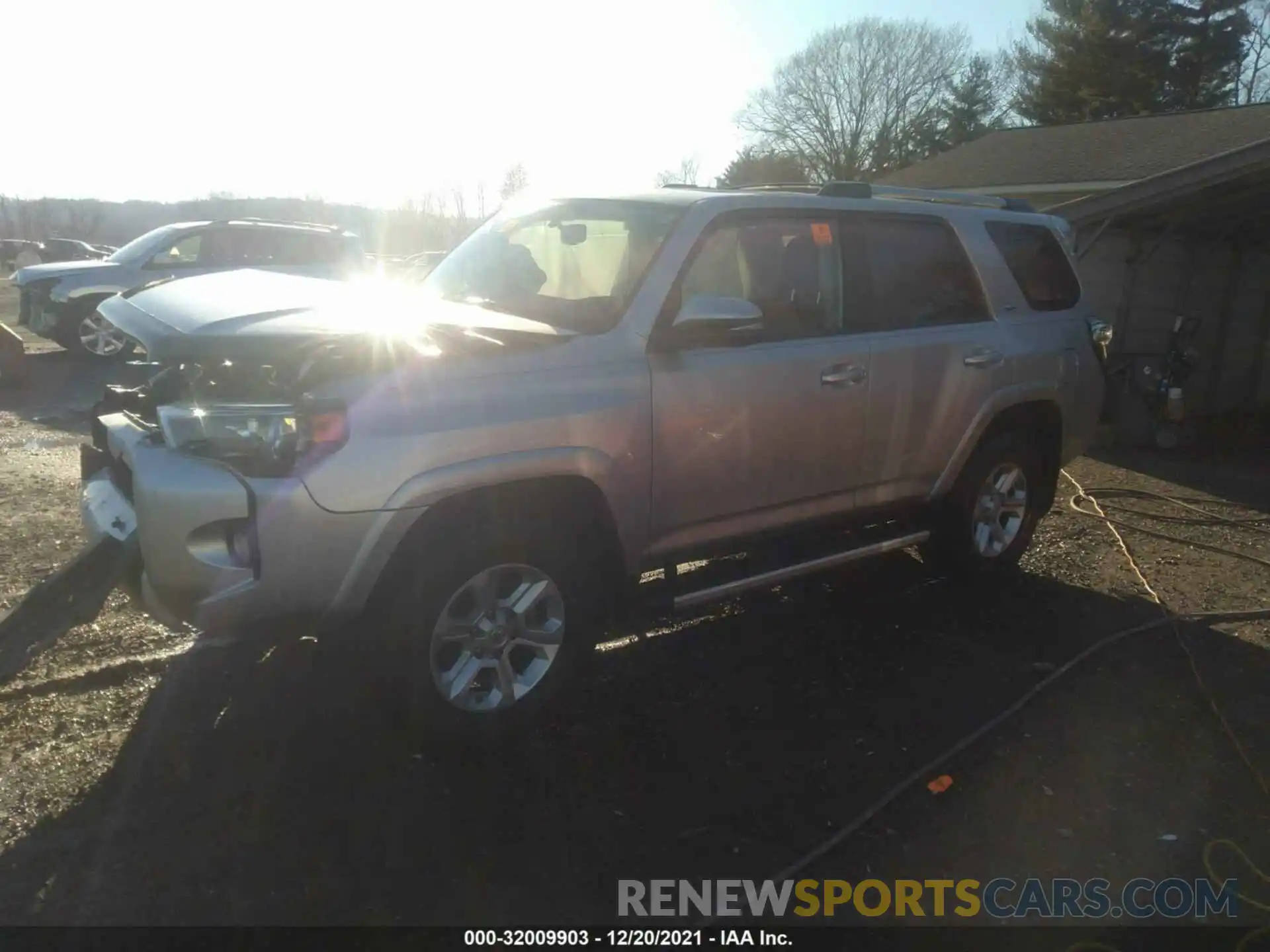 2 Photograph of a damaged car JTEBU5JR8K5657993 TOYOTA 4RUNNER 2019