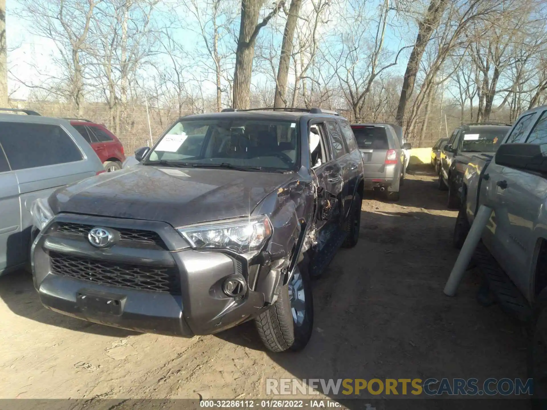 2 Photograph of a damaged car JTEBU5JR8K5658044 TOYOTA 4RUNNER 2019