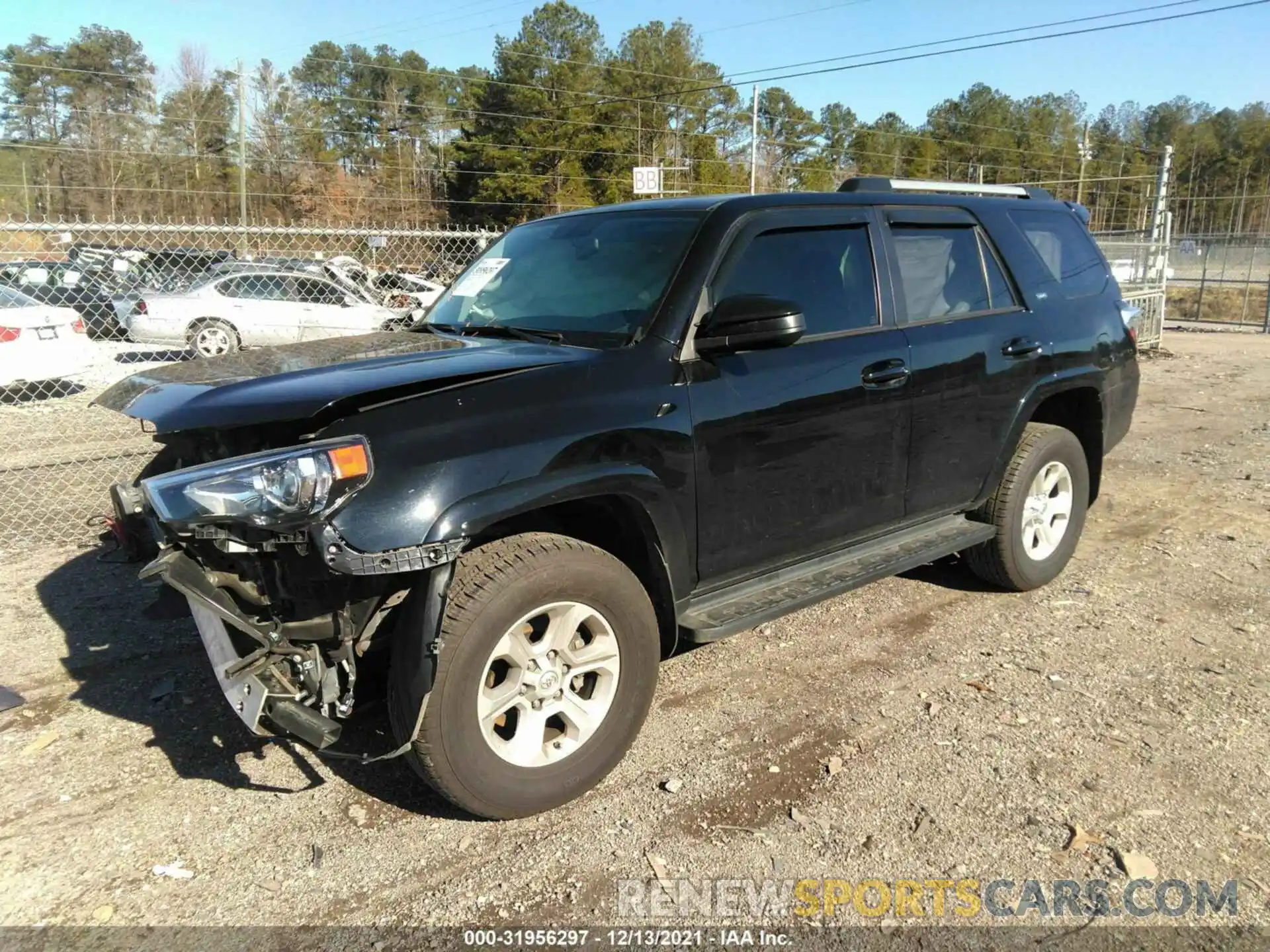 2 Photograph of a damaged car JTEBU5JR8K5658125 TOYOTA 4RUNNER 2019