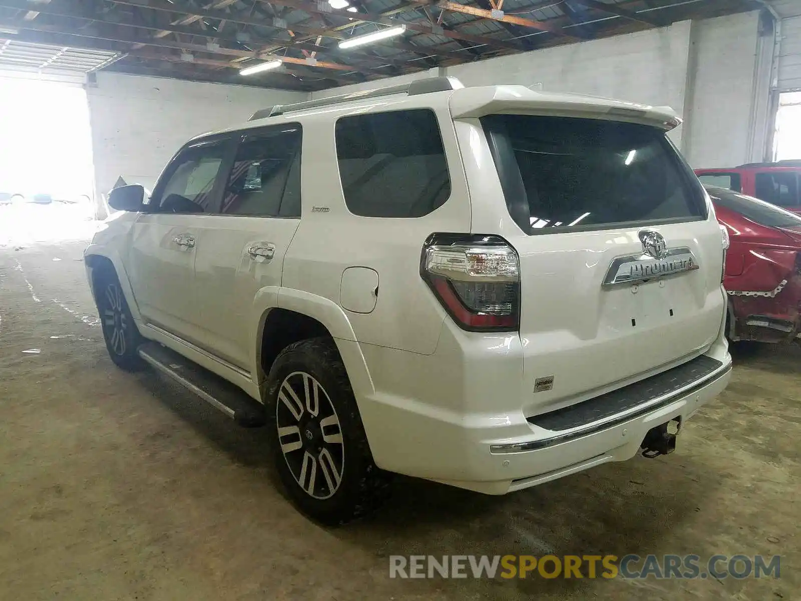 3 Фотография поврежденного автомобиля JTEBU5JR8K5659162 TOYOTA 4RUNNER 2019