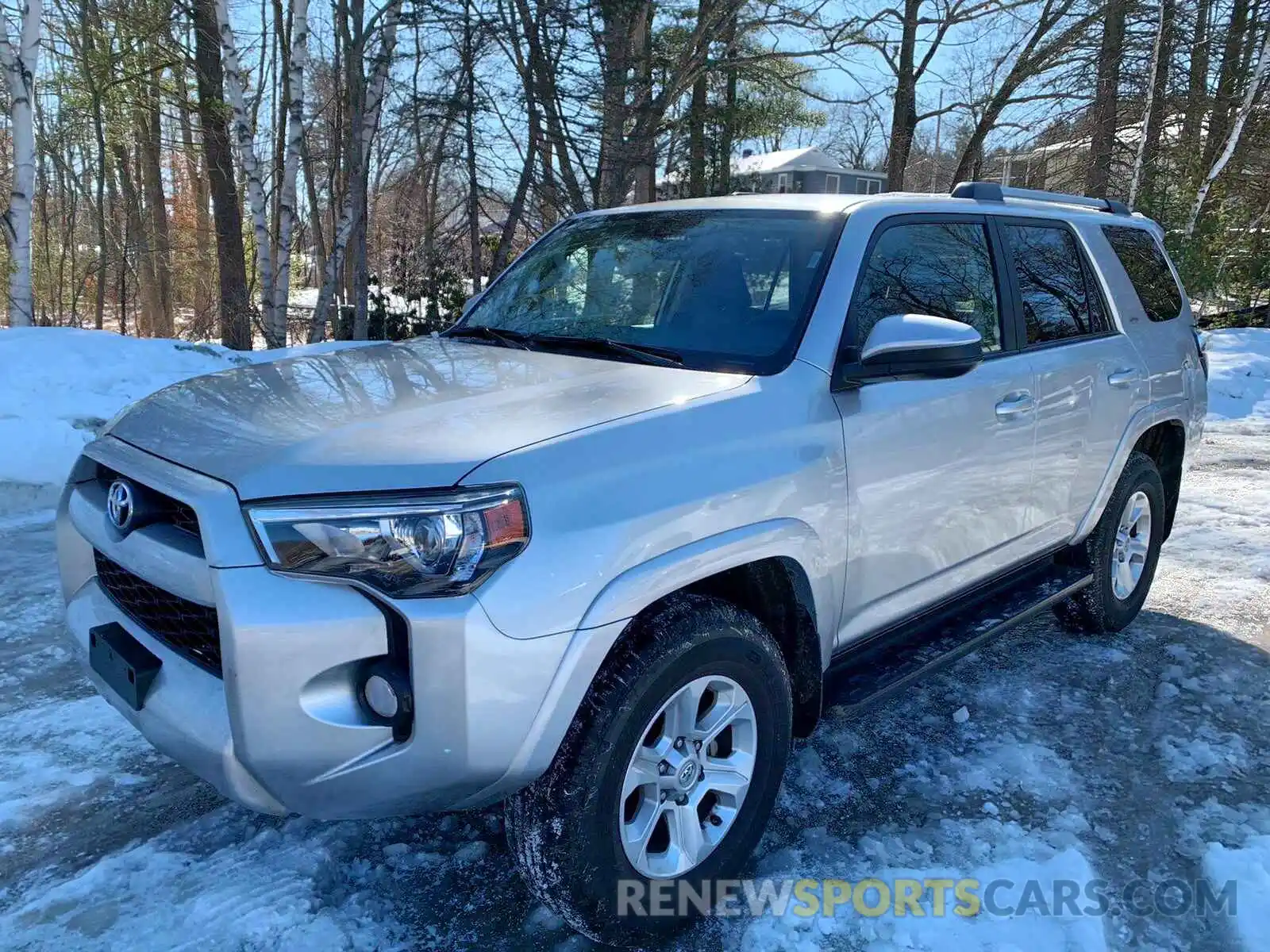 2 Photograph of a damaged car JTEBU5JR8K5659551 TOYOTA 4RUNNER 2019