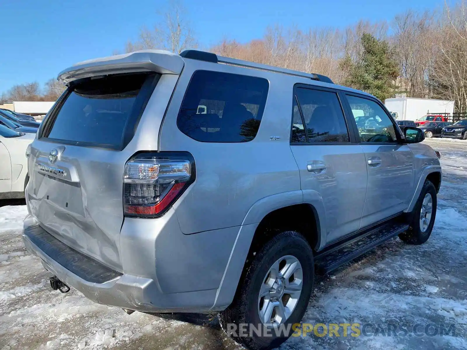 3 Фотография поврежденного автомобиля JTEBU5JR8K5659551 TOYOTA 4RUNNER 2019