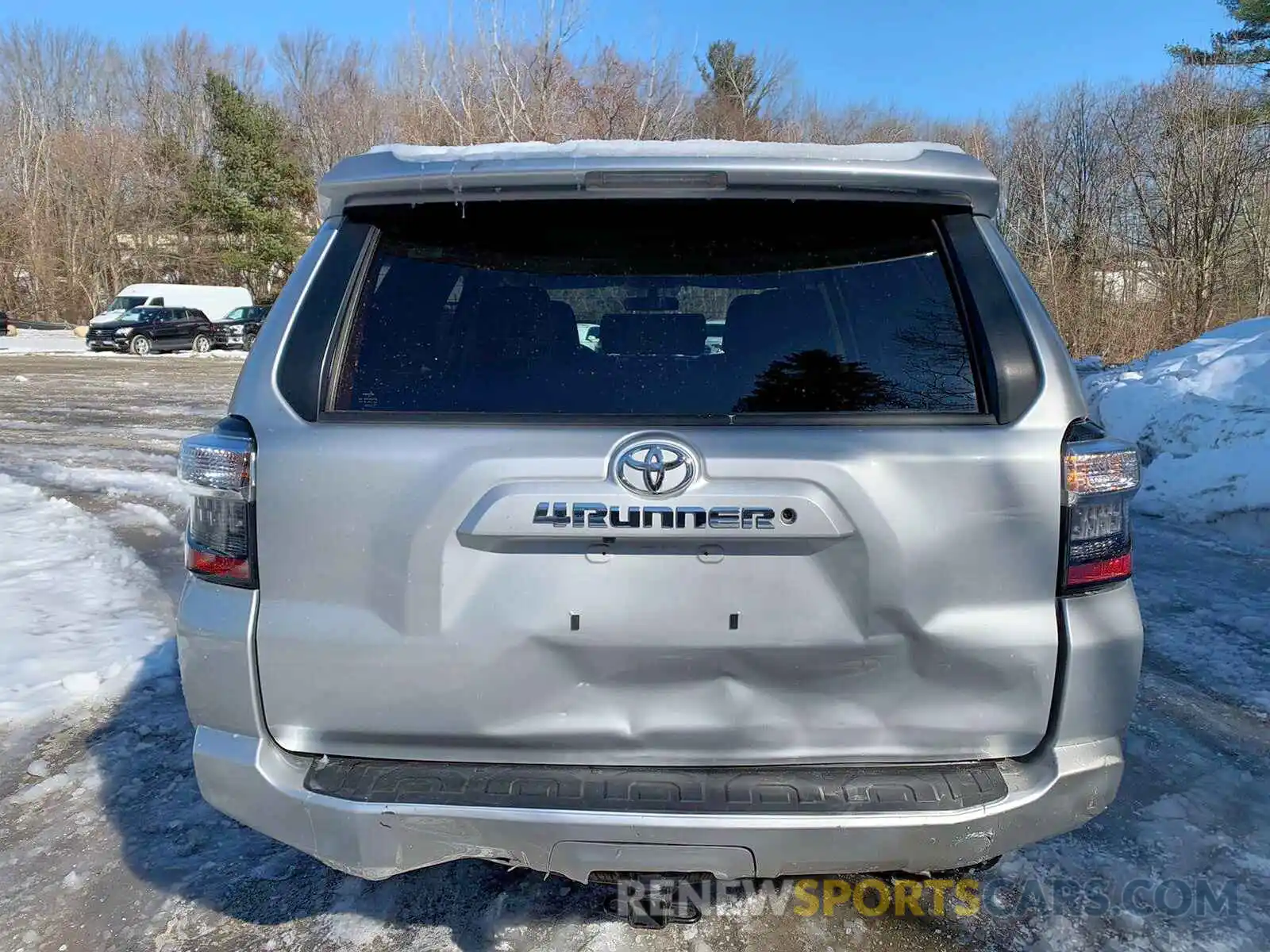 4 Photograph of a damaged car JTEBU5JR8K5659551 TOYOTA 4RUNNER 2019