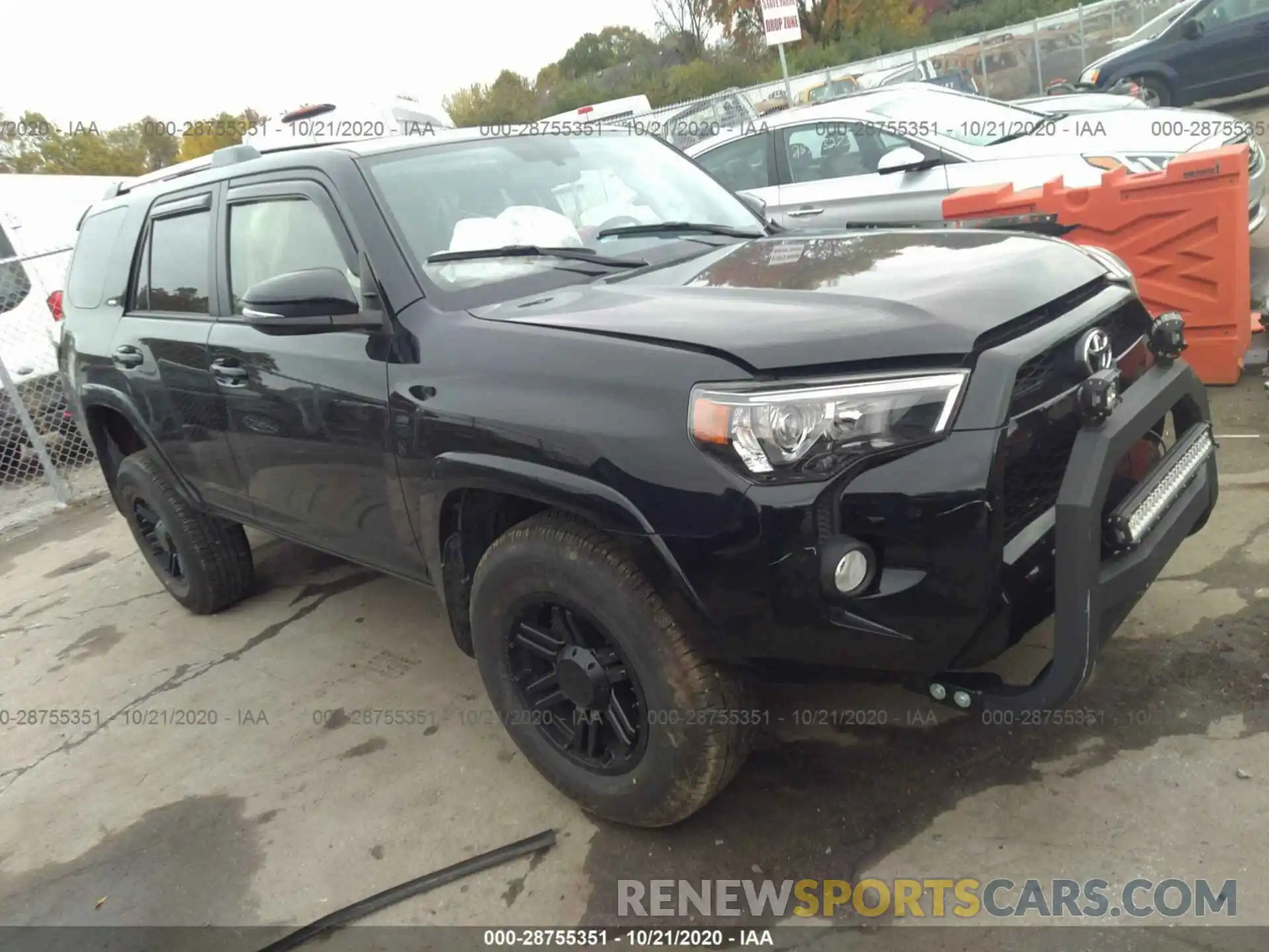 1 Фотография поврежденного автомобиля JTEBU5JR8K5660358 TOYOTA 4RUNNER 2019