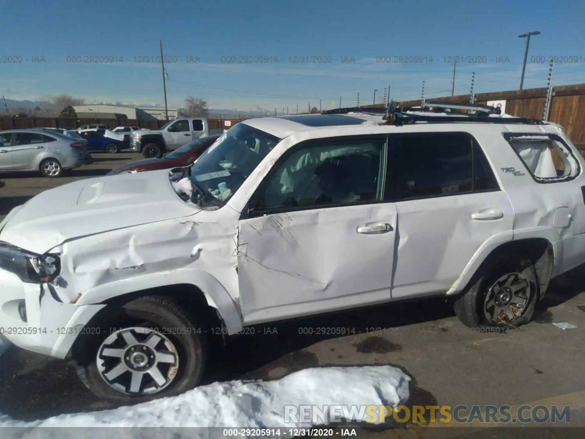 6 Photograph of a damaged car JTEBU5JR8K5660649 TOYOTA 4RUNNER 2019