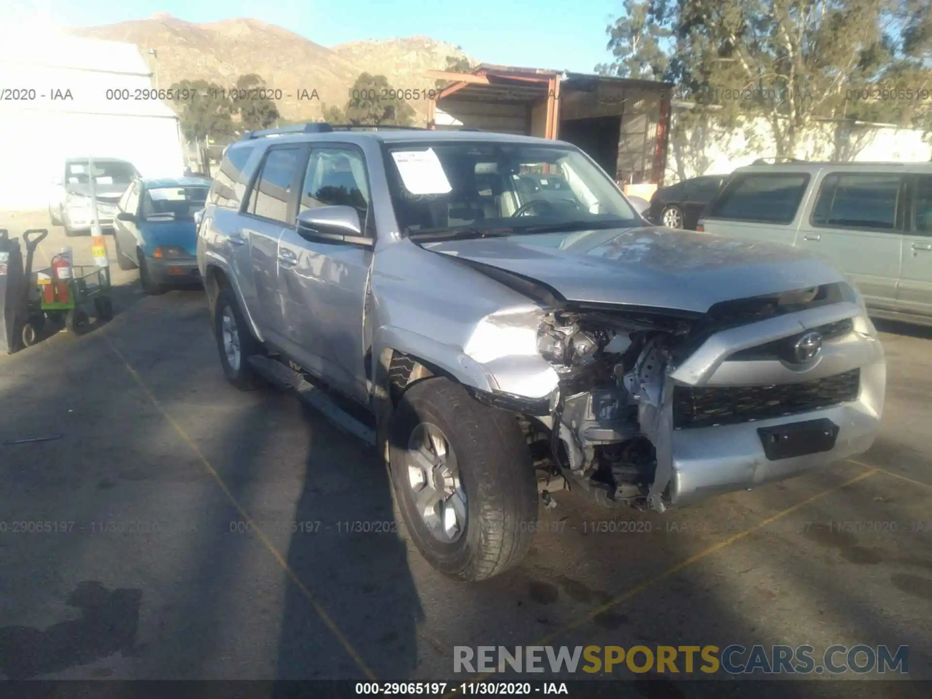 1 Photograph of a damaged car JTEBU5JR8K5662711 TOYOTA 4RUNNER 2019