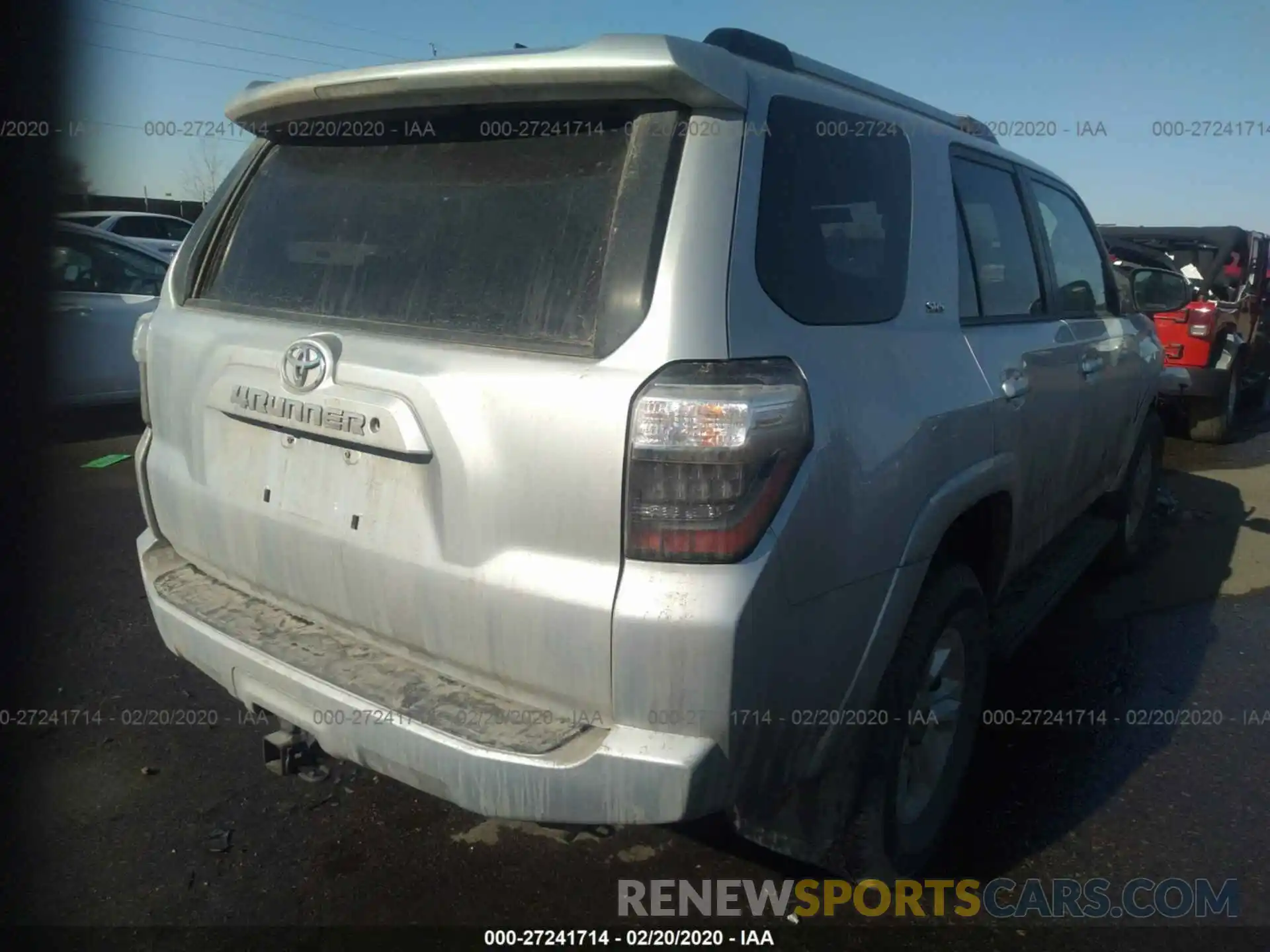 4 Photograph of a damaged car JTEBU5JR8K5662952 TOYOTA 4RUNNER 2019