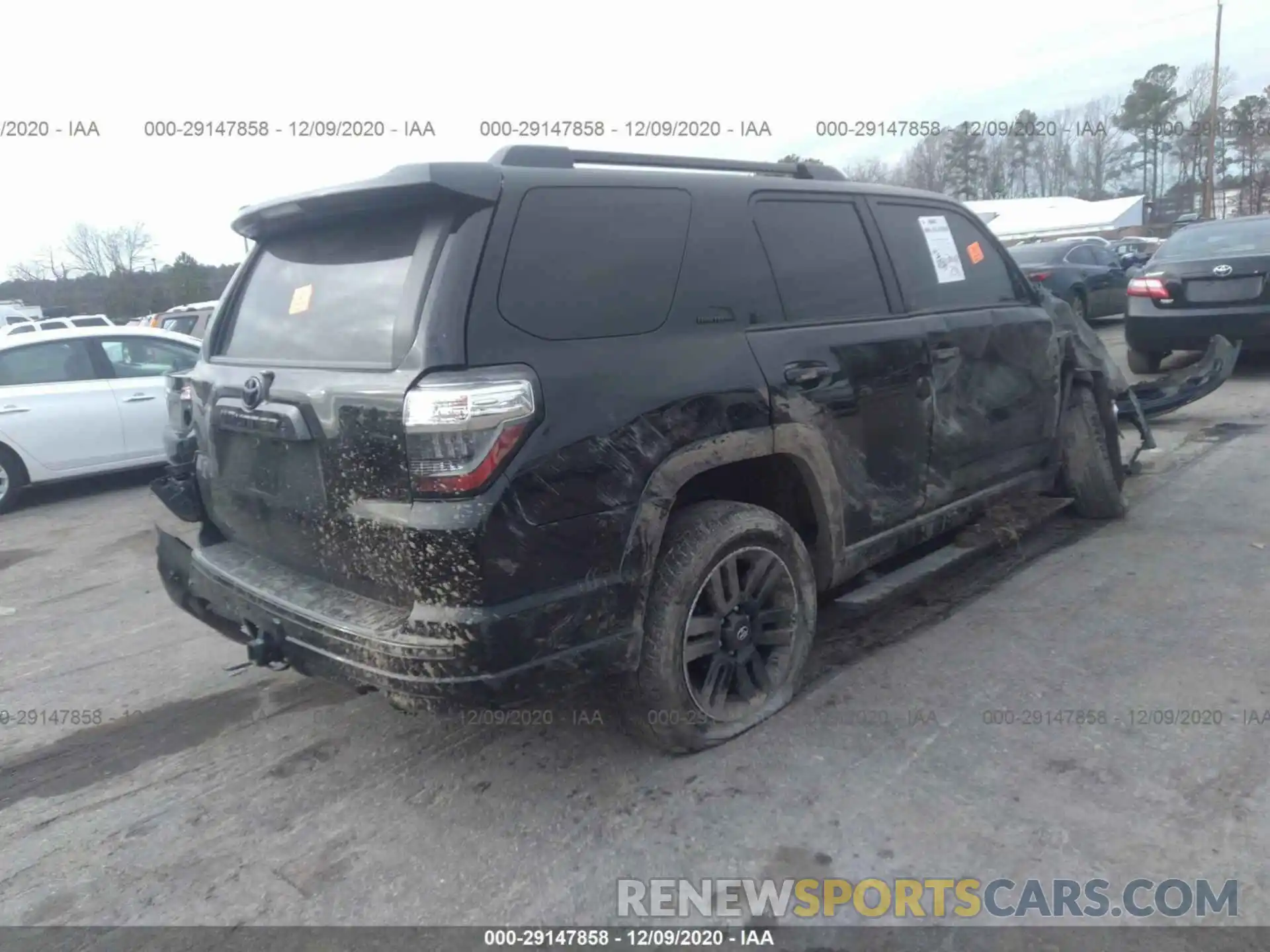 4 Фотография поврежденного автомобиля JTEBU5JR8K5663311 TOYOTA 4RUNNER 2019