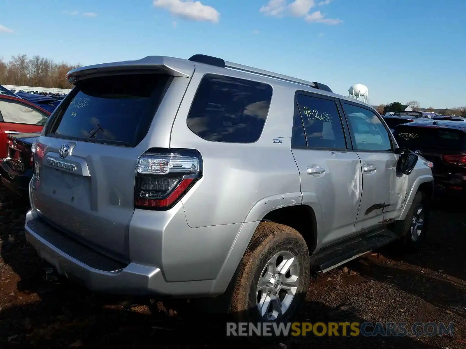 4 Фотография поврежденного автомобиля JTEBU5JR8K5664801 TOYOTA 4RUNNER 2019