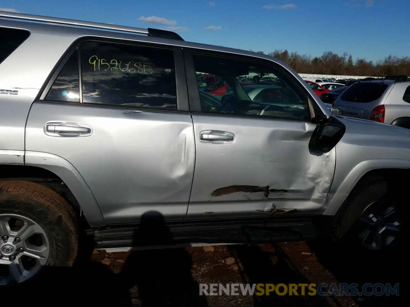 9 Photograph of a damaged car JTEBU5JR8K5664801 TOYOTA 4RUNNER 2019