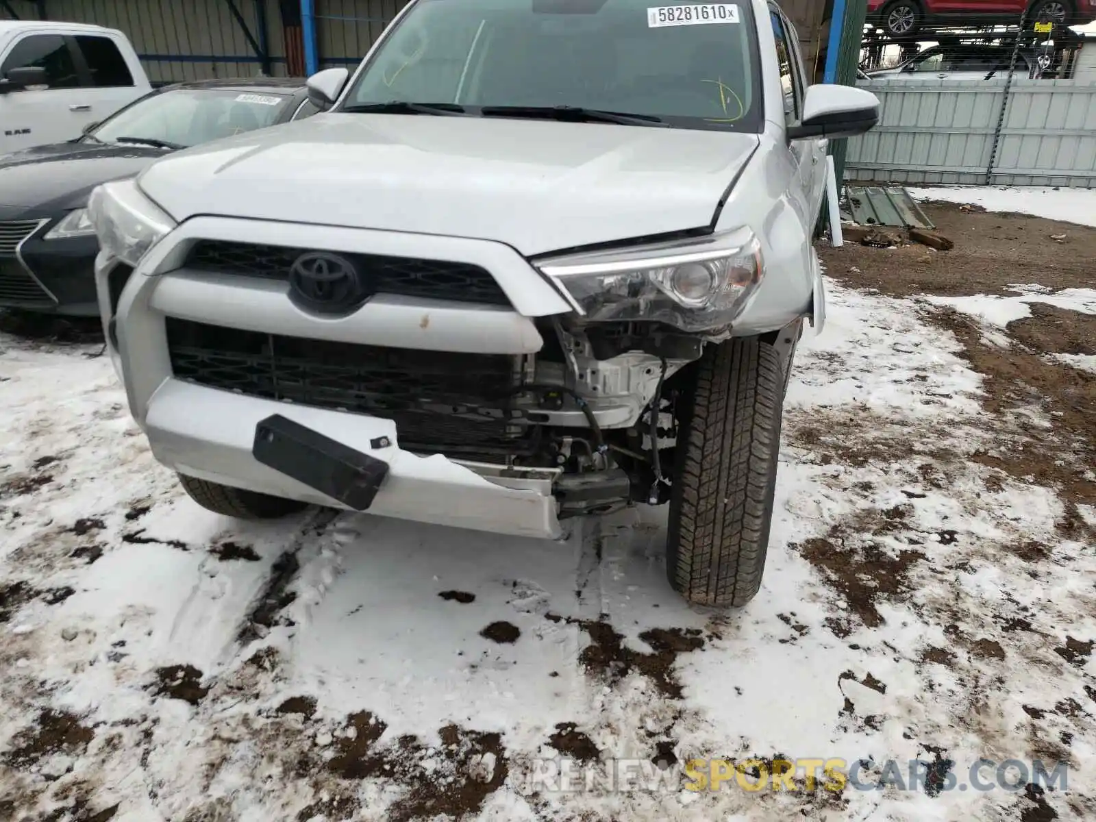9 Photograph of a damaged car JTEBU5JR8K5670355 TOYOTA 4RUNNER 2019