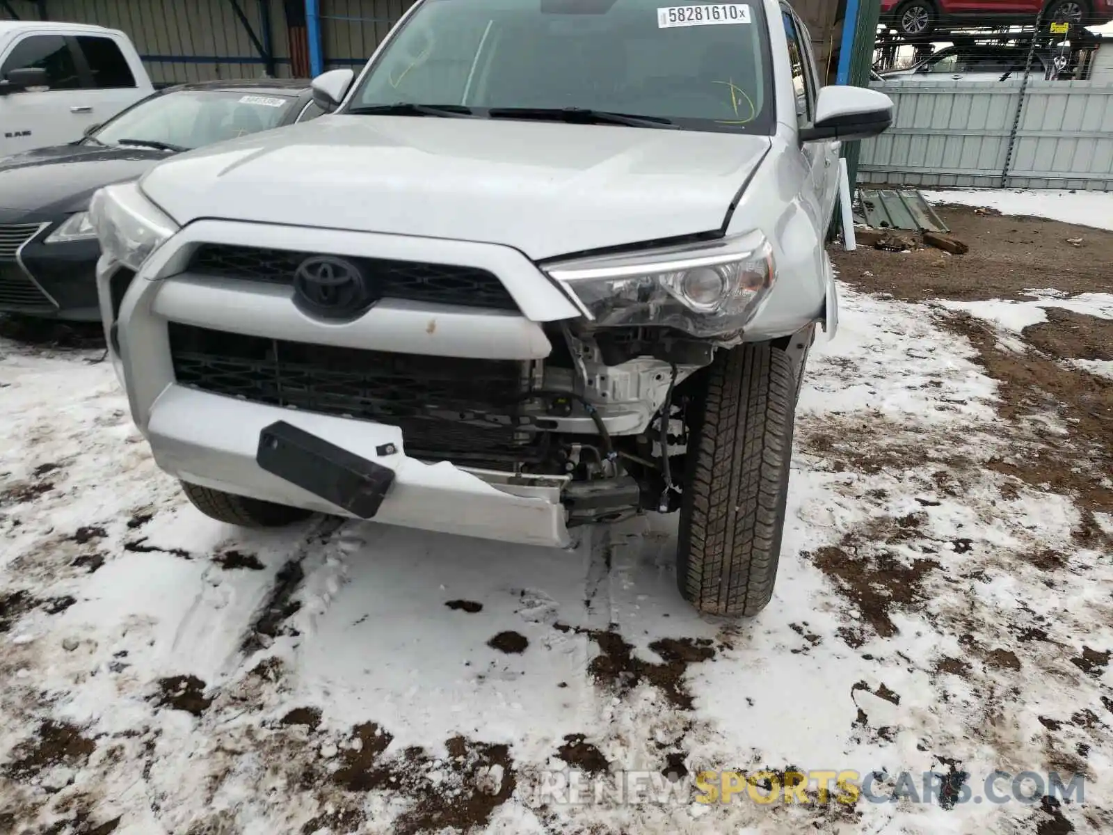 9 Фотография поврежденного автомобиля JTEBU5JR8K5670355 TOYOTA 4RUNNER 2019